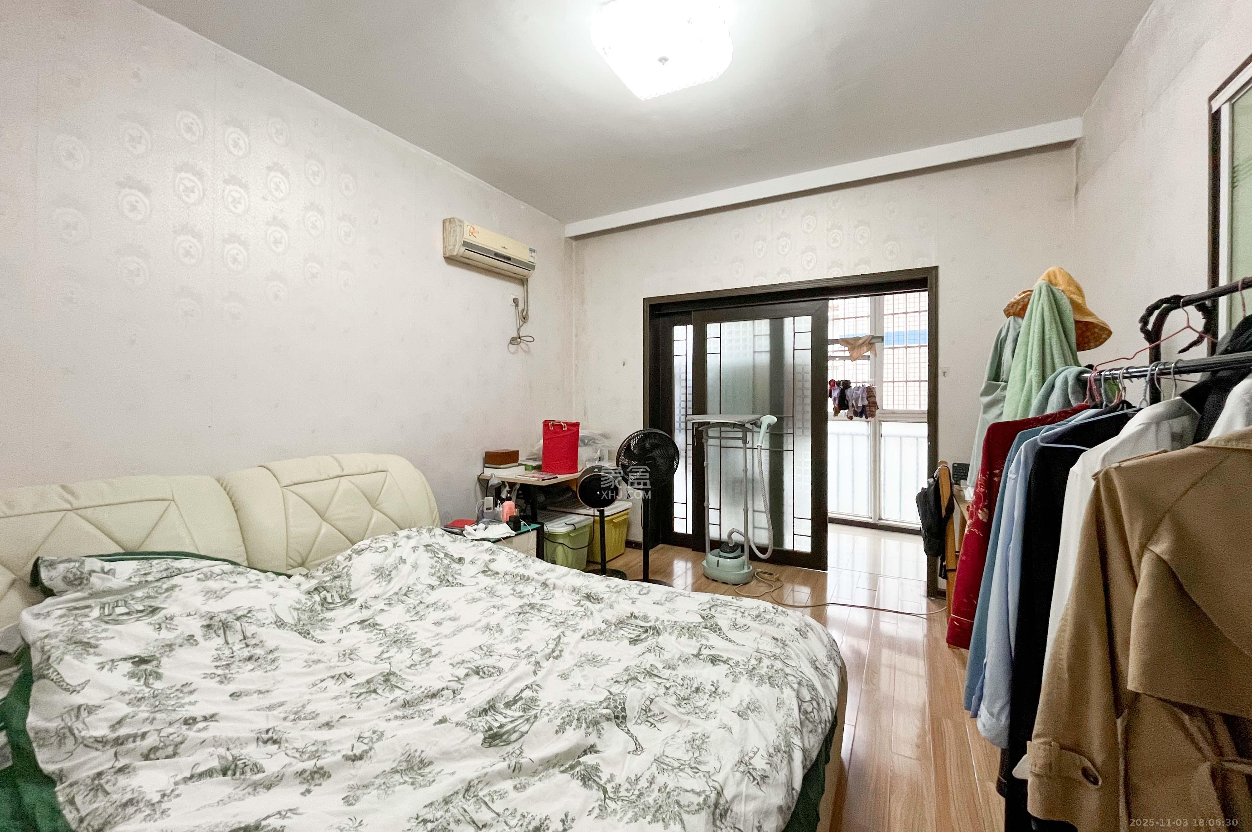 望麓锦园  1室2厅1卫    88.0万其他