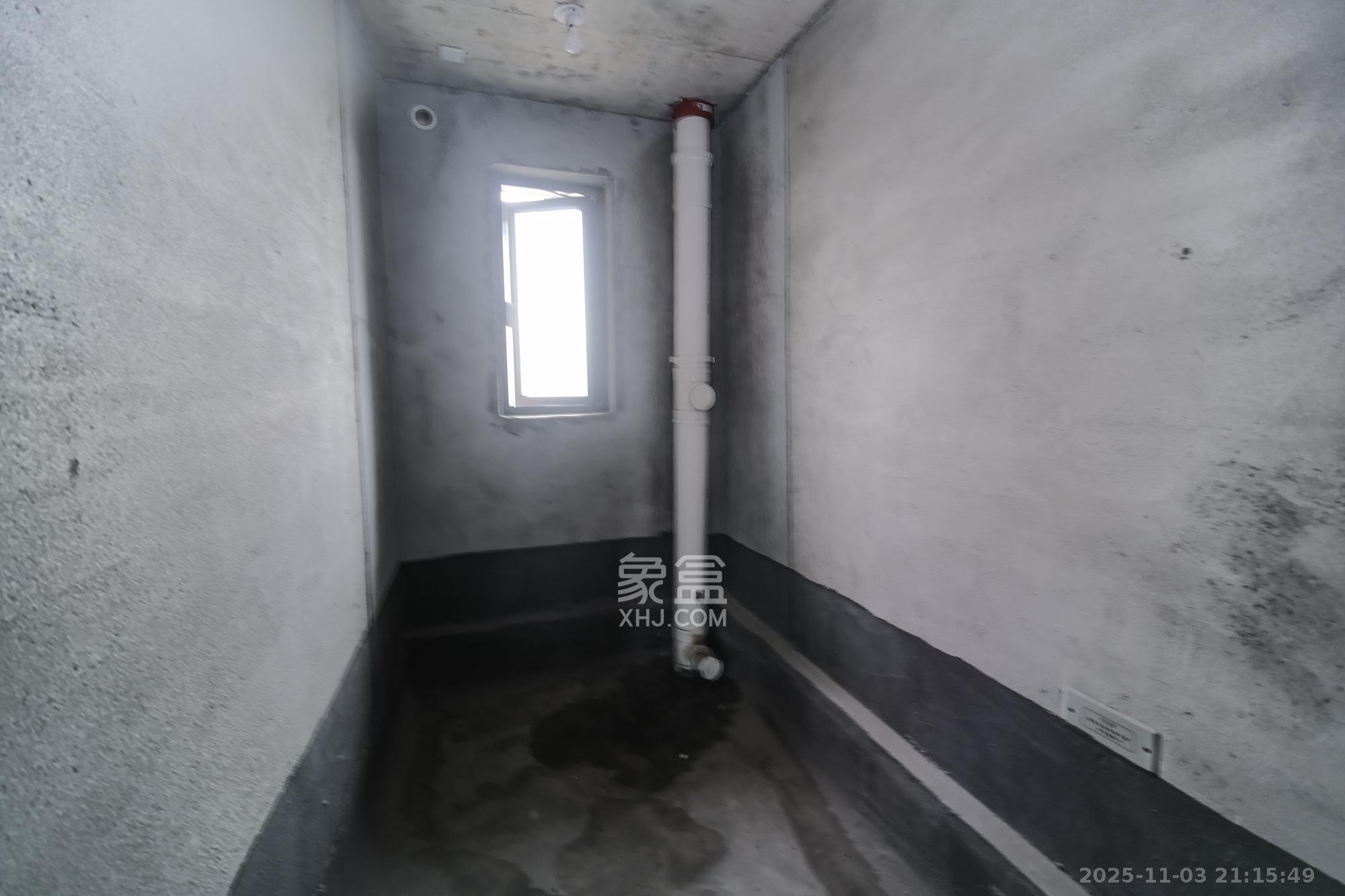 爱情公望府 4室2厅2卫 102.0万 爱情公望府 4室2厅2卫 102.0万卫生间