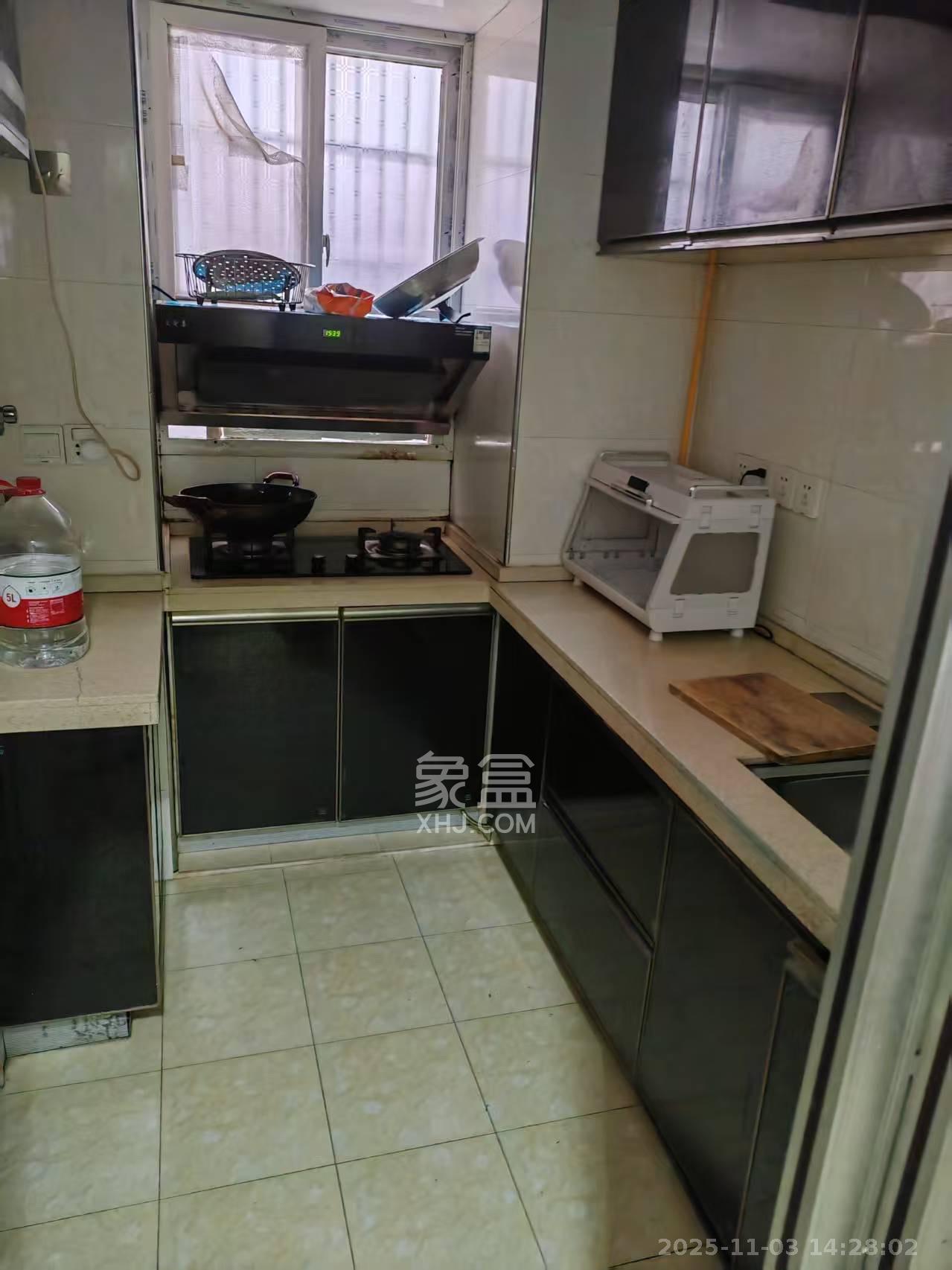 省儿童医院单位宿舍  1室0厅0卫    2000.0元/月室内图