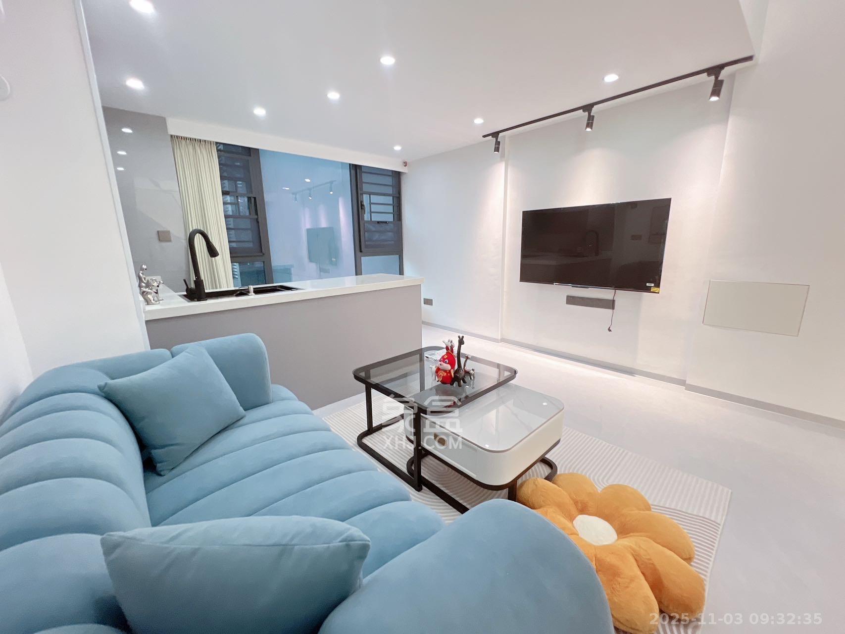 卓越中寰  2室2厅1卫    2800.0元/月