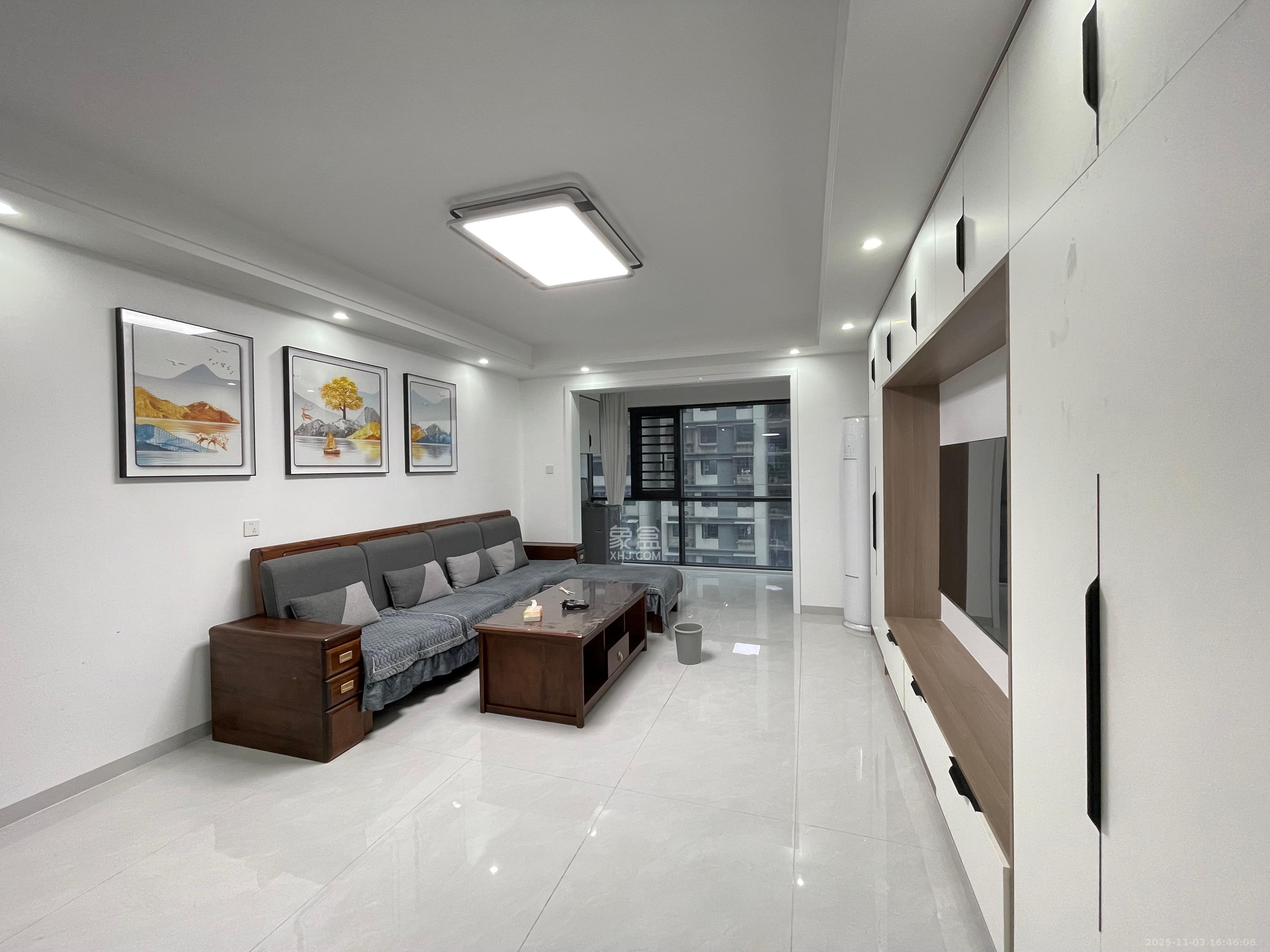 旭日嘉苑  3室1厅2卫    3400.0元/月