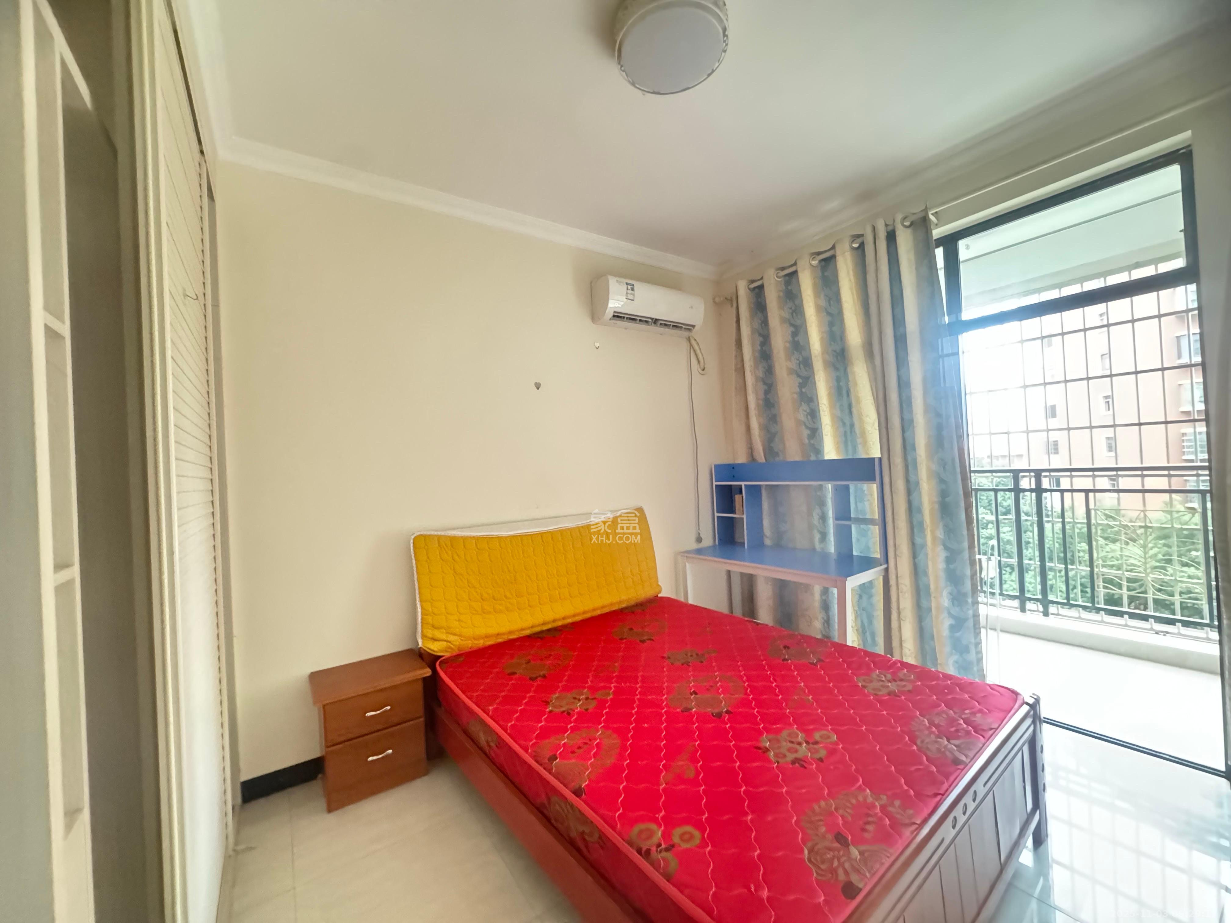 阳光锦城  3室2厅1卫    2500.0元/月室内图