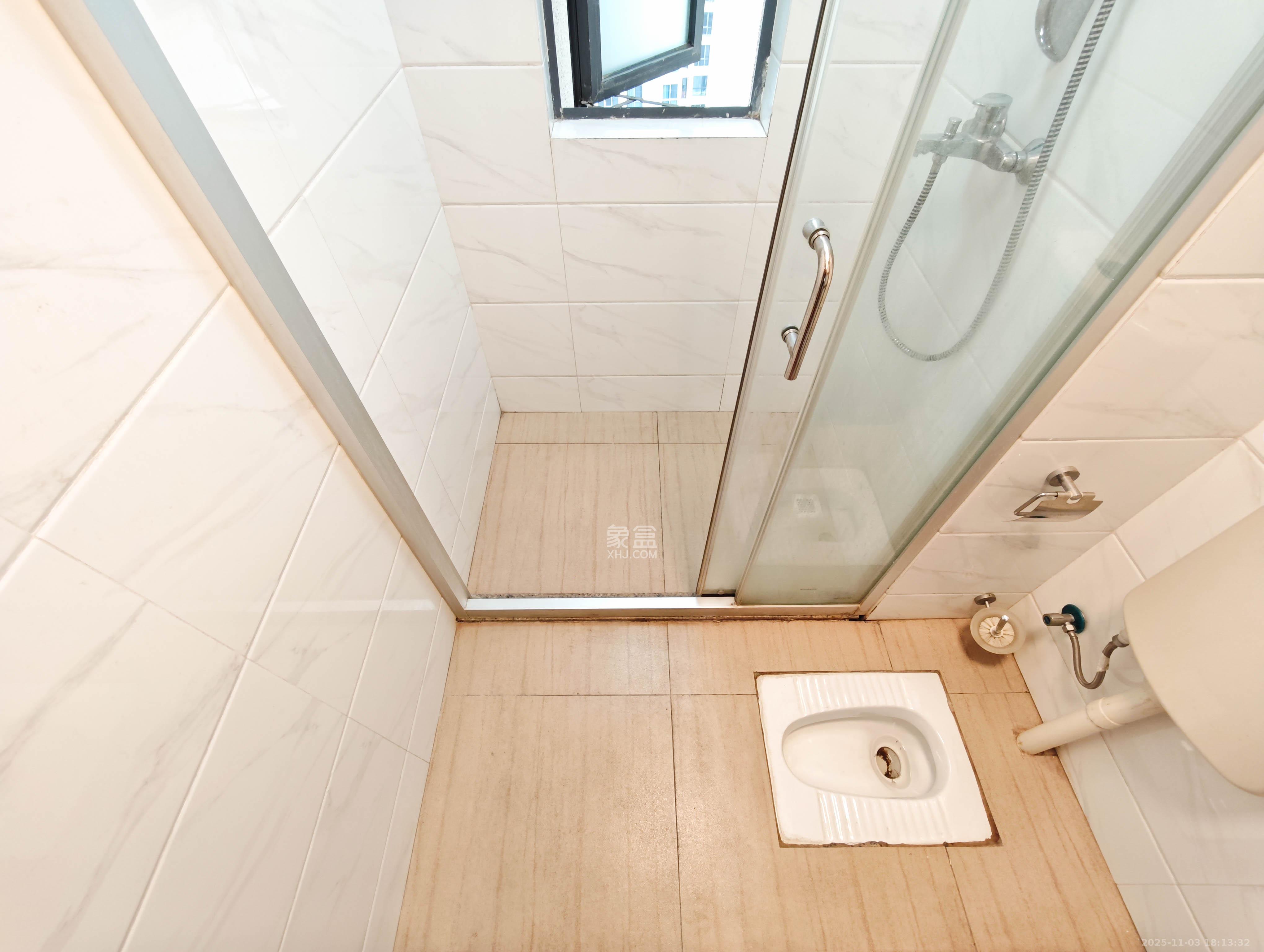 碧桂园南城首府(东宸林海) 3室2厅2卫 78.0万 碧桂园南城首府(东宸林海) 3室2厅2卫 78.0万卫生间