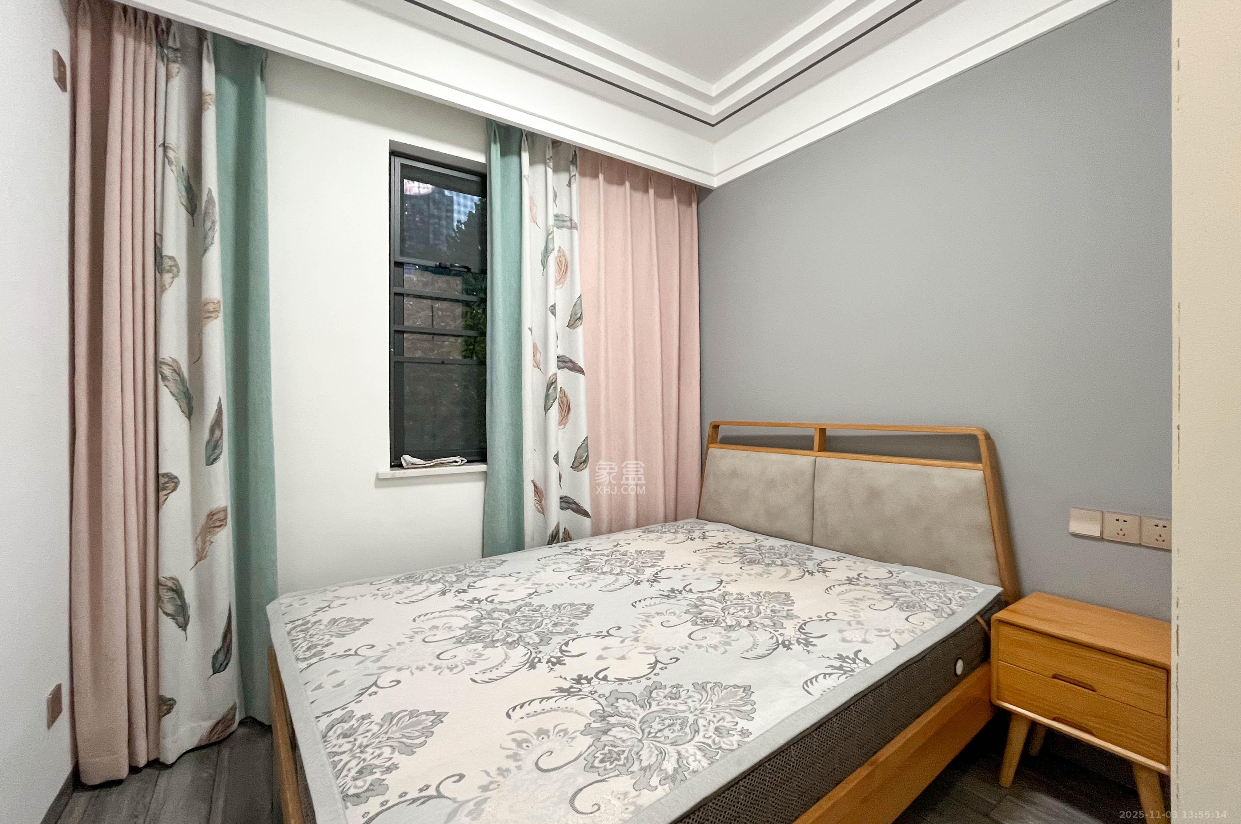 中建梅溪湖中心  4室2厅2卫    155.0万其他