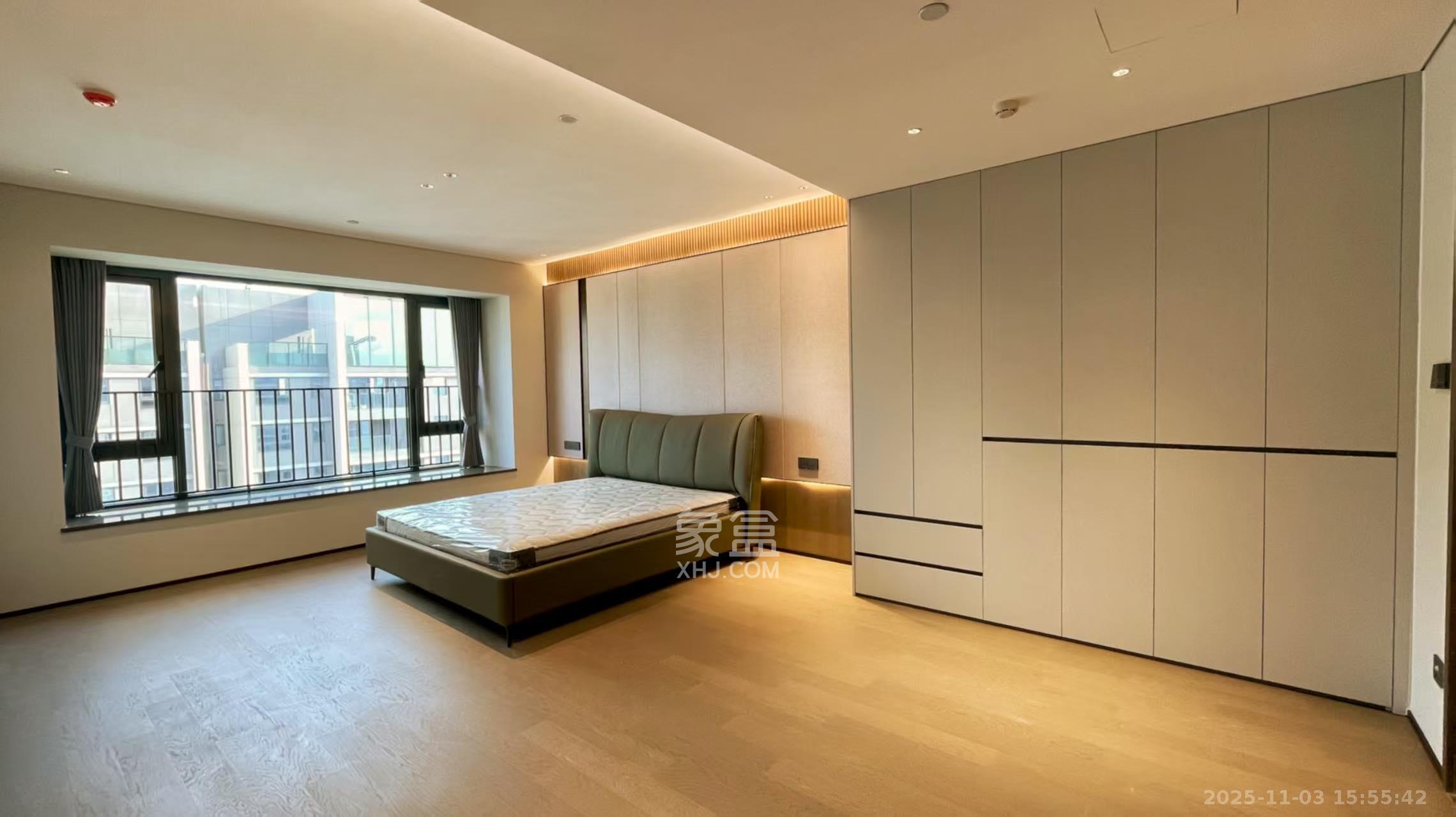 长沙悦府(华润万象城) 4室2厅3卫 12000.0元/月 长沙悦府(华润万象城) 4室2厅3卫 12000.0元/月室内图