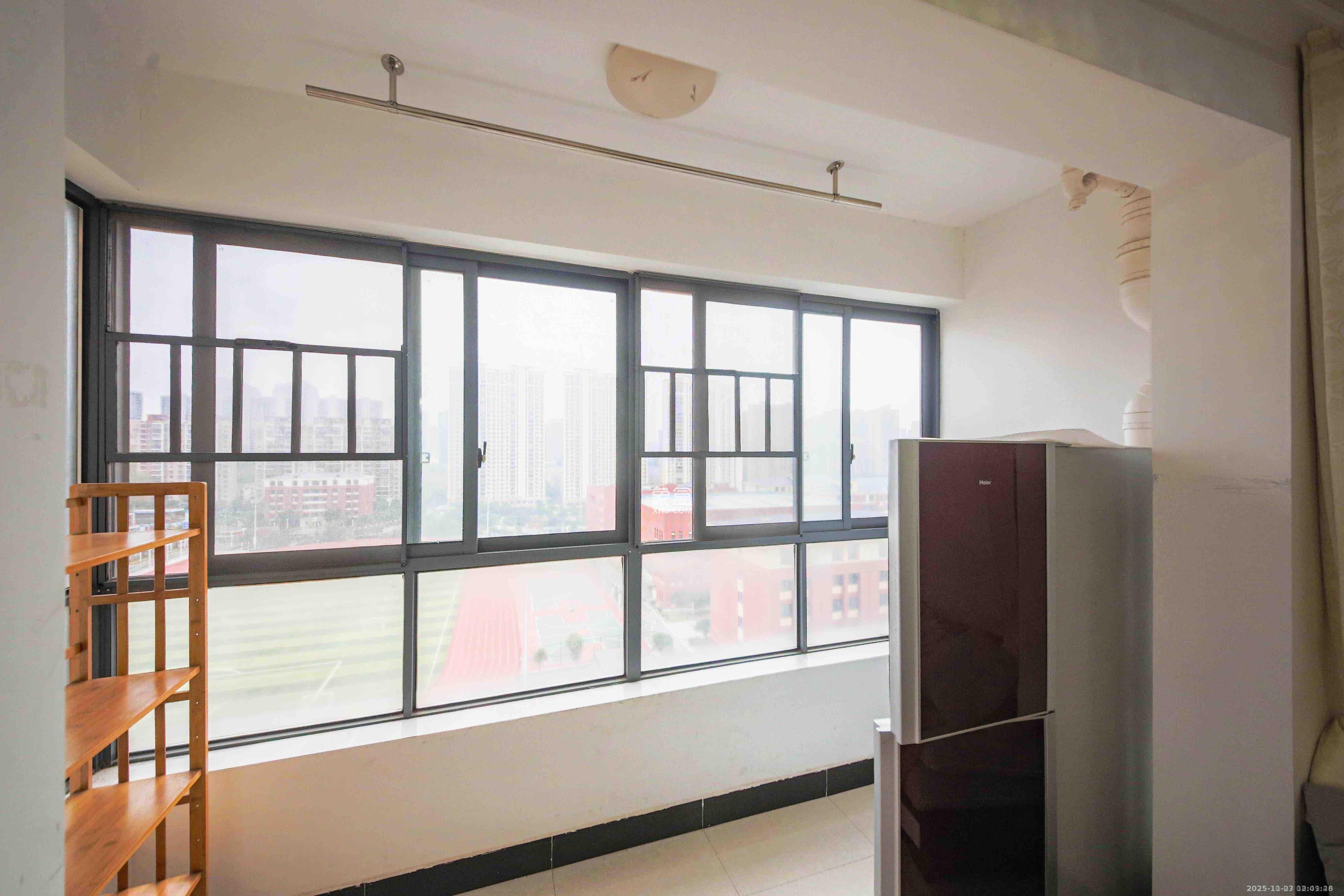 水墨林溪 3室1厅1卫 2200.0元/月 水墨林溪 3室1厅1卫 2200.0元/月室内图