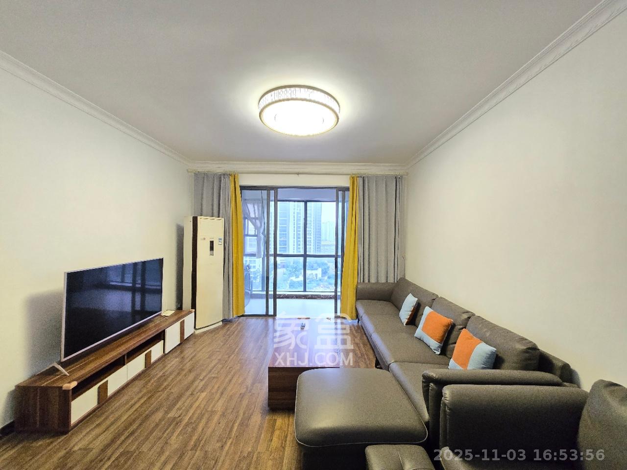 梅溪峰汇（房聚梅溪壹中心）  1室2厅1卫    2600.0元/月室内图1