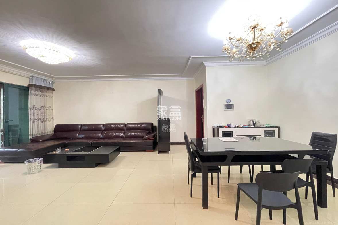 恒大名都 4室2厅2卫 1800.0元/月 恒大名都 4室2厅2卫 1800.0元/月室内图