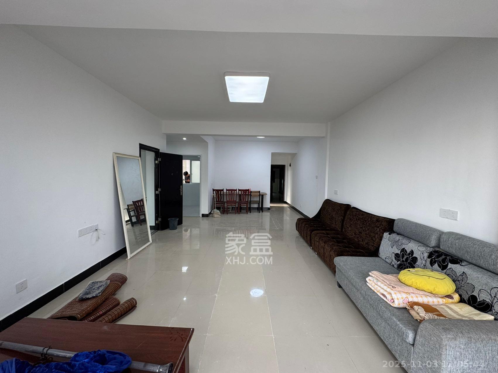 洞井二小区 2室1厅1卫 1600.0元/月 洞井二小区 2室1厅1卫 1600.0元/月室内图