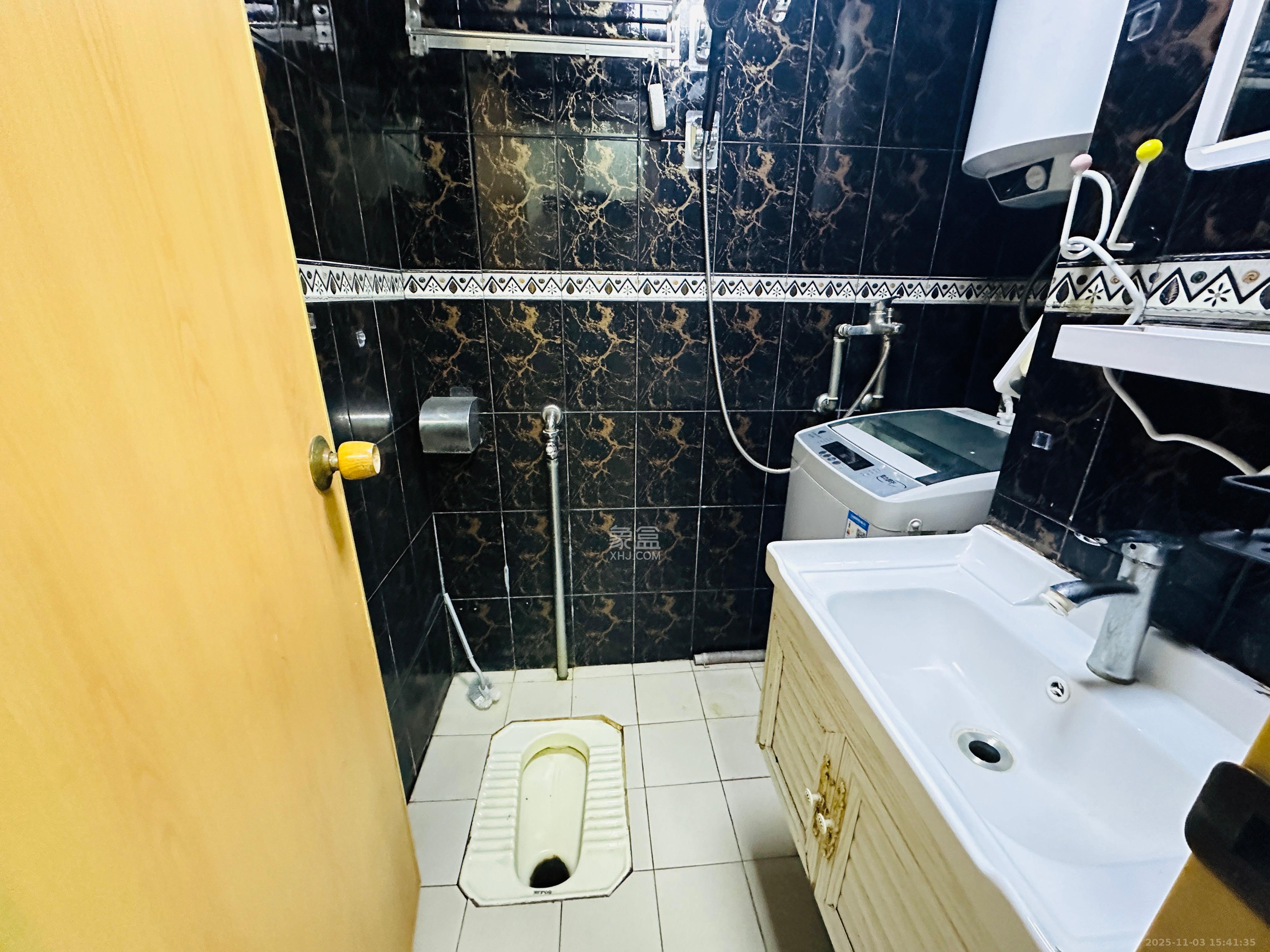 和府  1室1厅1卫    1350.0元/月 和府  1室1厅1卫    1350.0元/月室内图