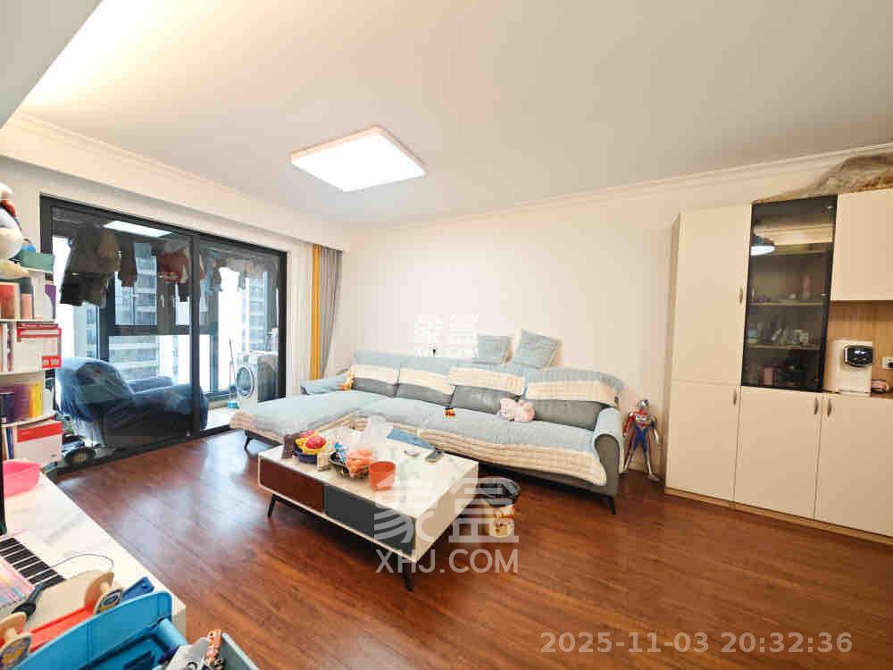 万科魅力之城 3室2厅2卫 2500.0元/月 万科魅力之城 3室2厅2卫 2500.0元/月室内图