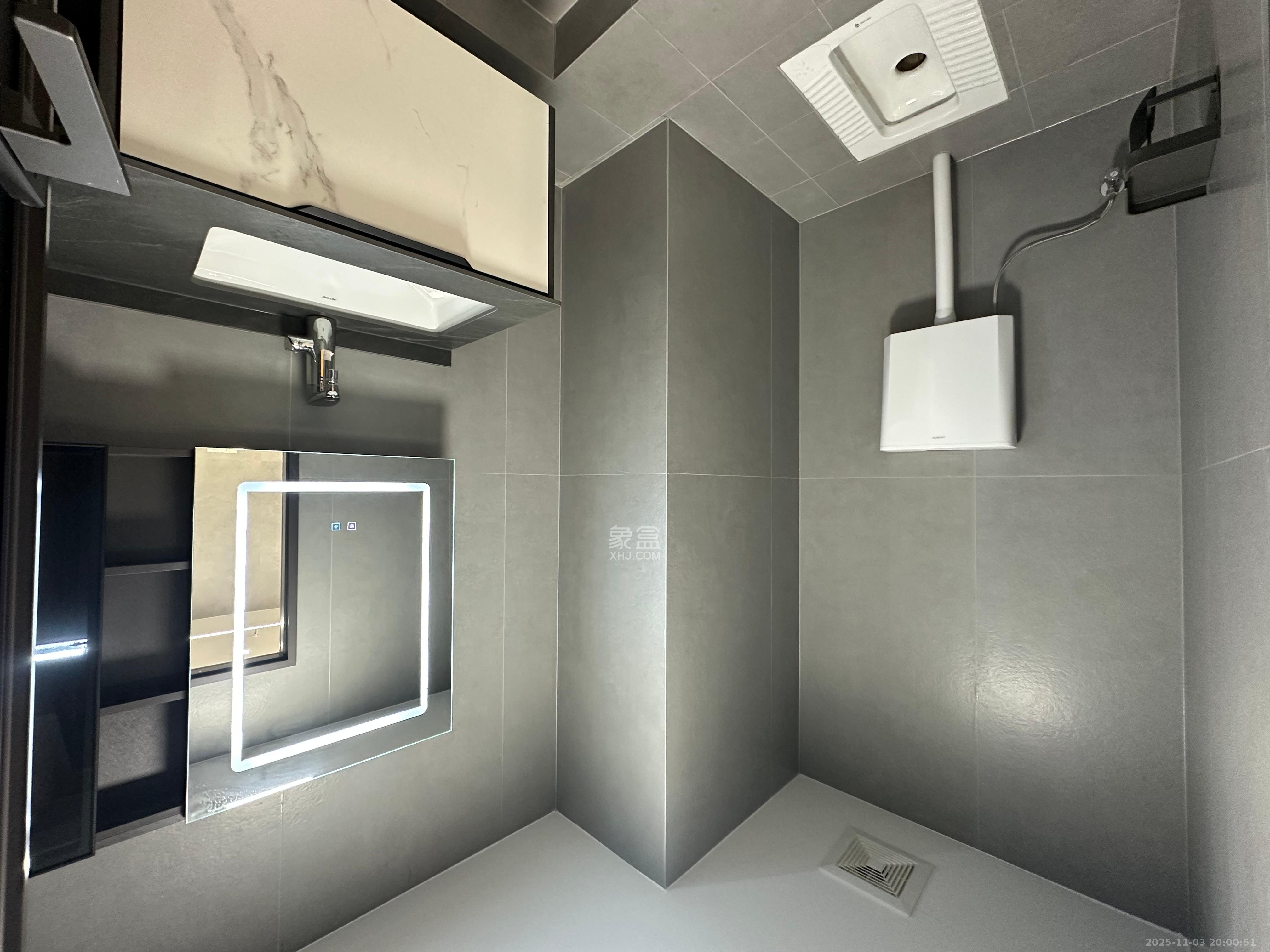 卓越中寰  1室1厅1卫    1800.0元/月室内图