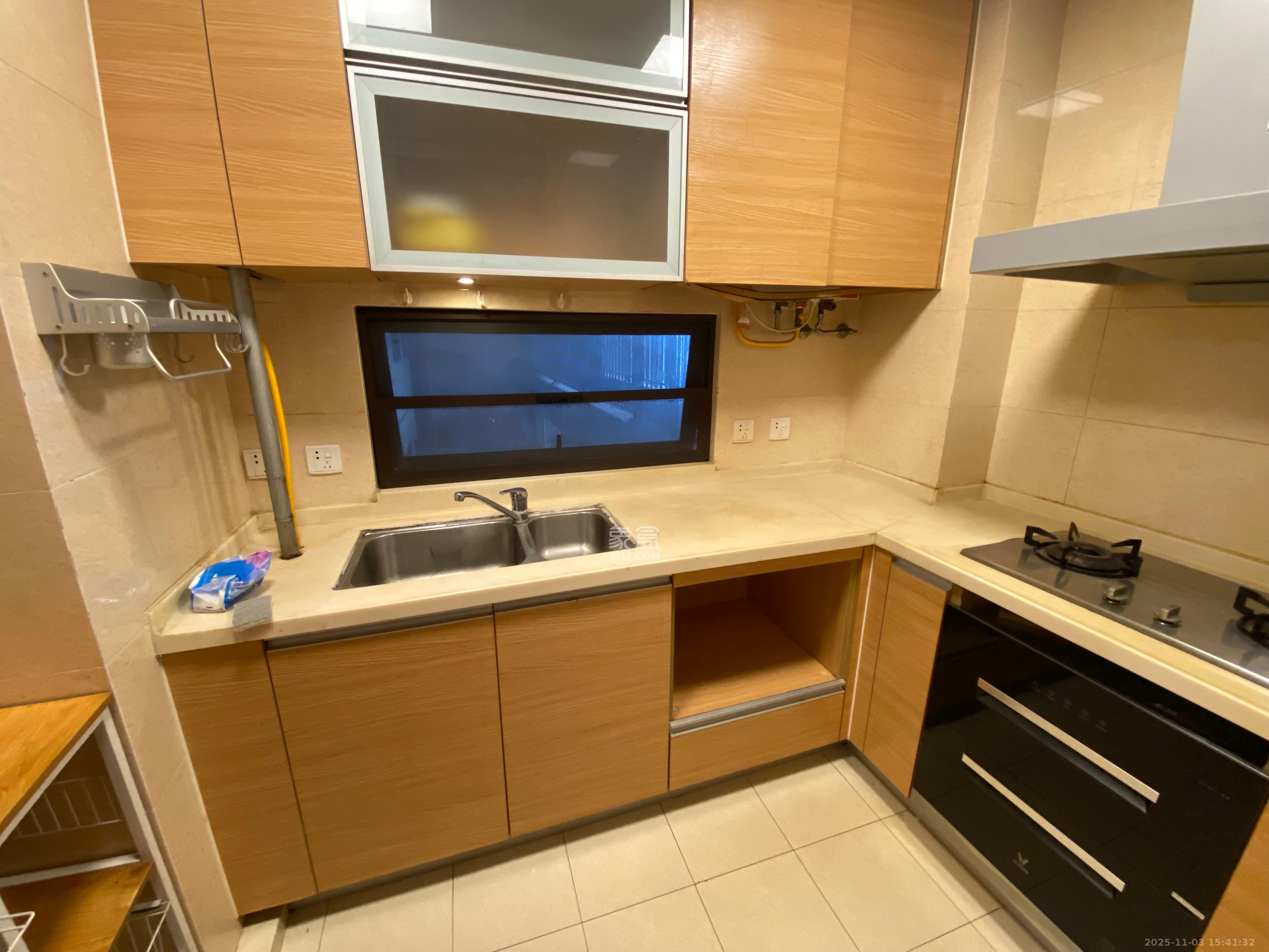 旭辉国际广场（永升商业广场）  3室2厅2卫    3000.0元/月室内图