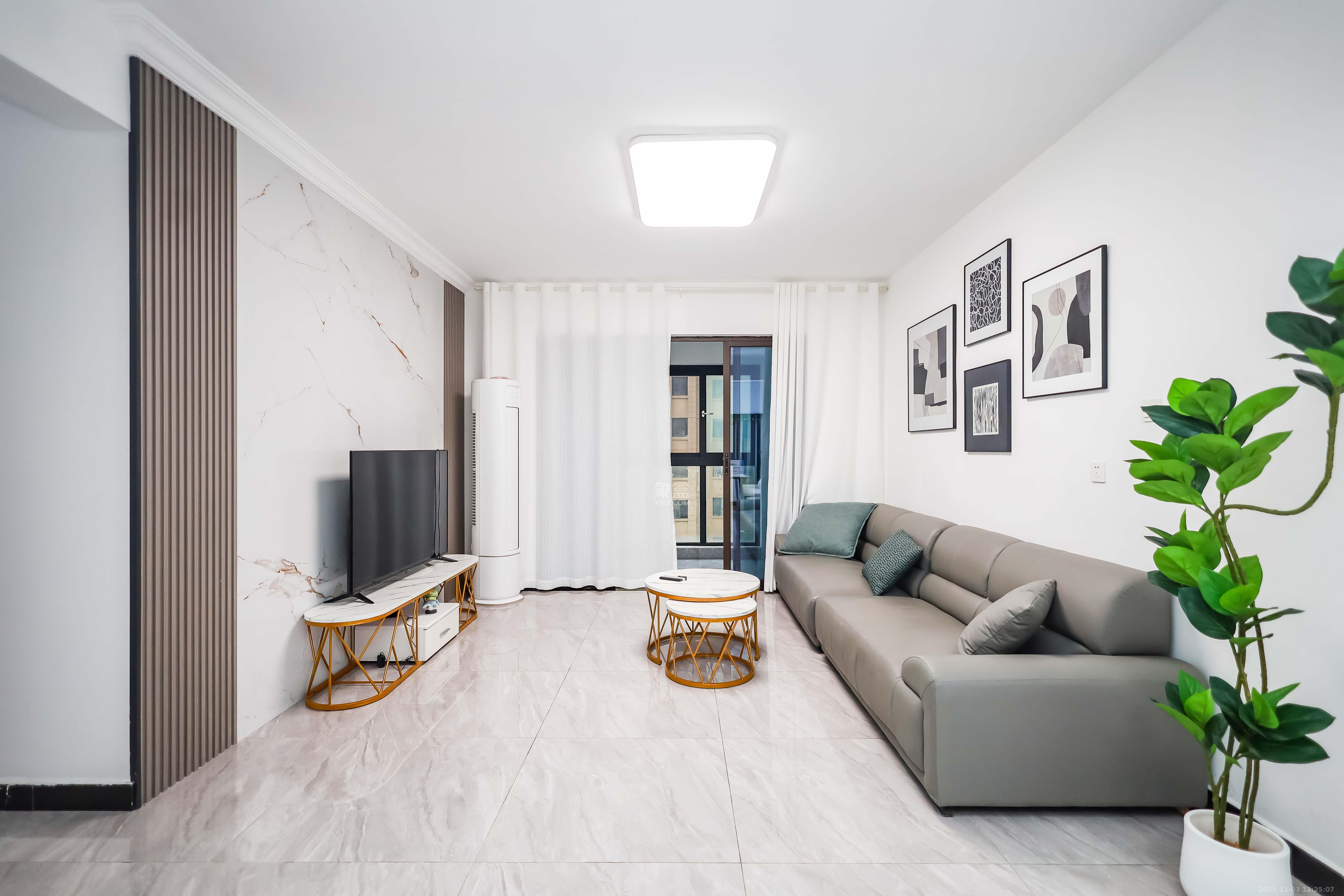 奥克斯缔壹城 3室2厅2卫 98.8万 奥克斯缔壹城 3室2厅2卫 98.8万客厅