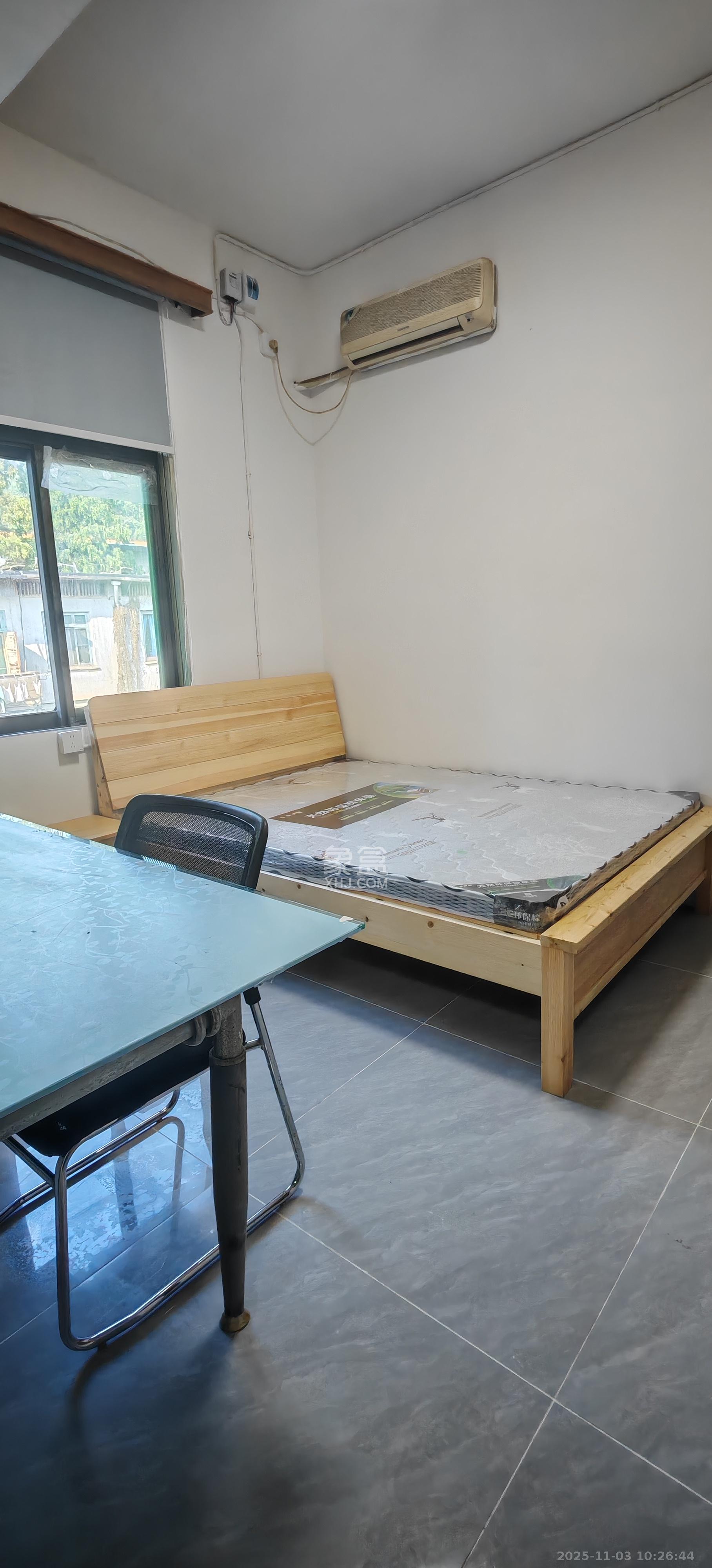 高家坪住宅新区 3室2厅1卫 2500.0元/月 高家坪住宅新区 3室2厅1卫 2500.0元/月室内图