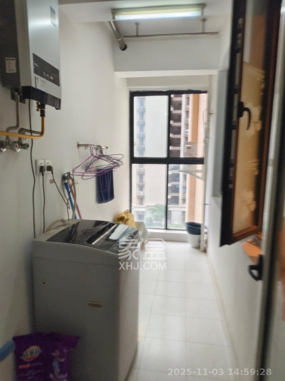 嘉福长安郡（融信澜悦、嘉福好美家园）  1室2厅1卫    2300.0元/月室内图