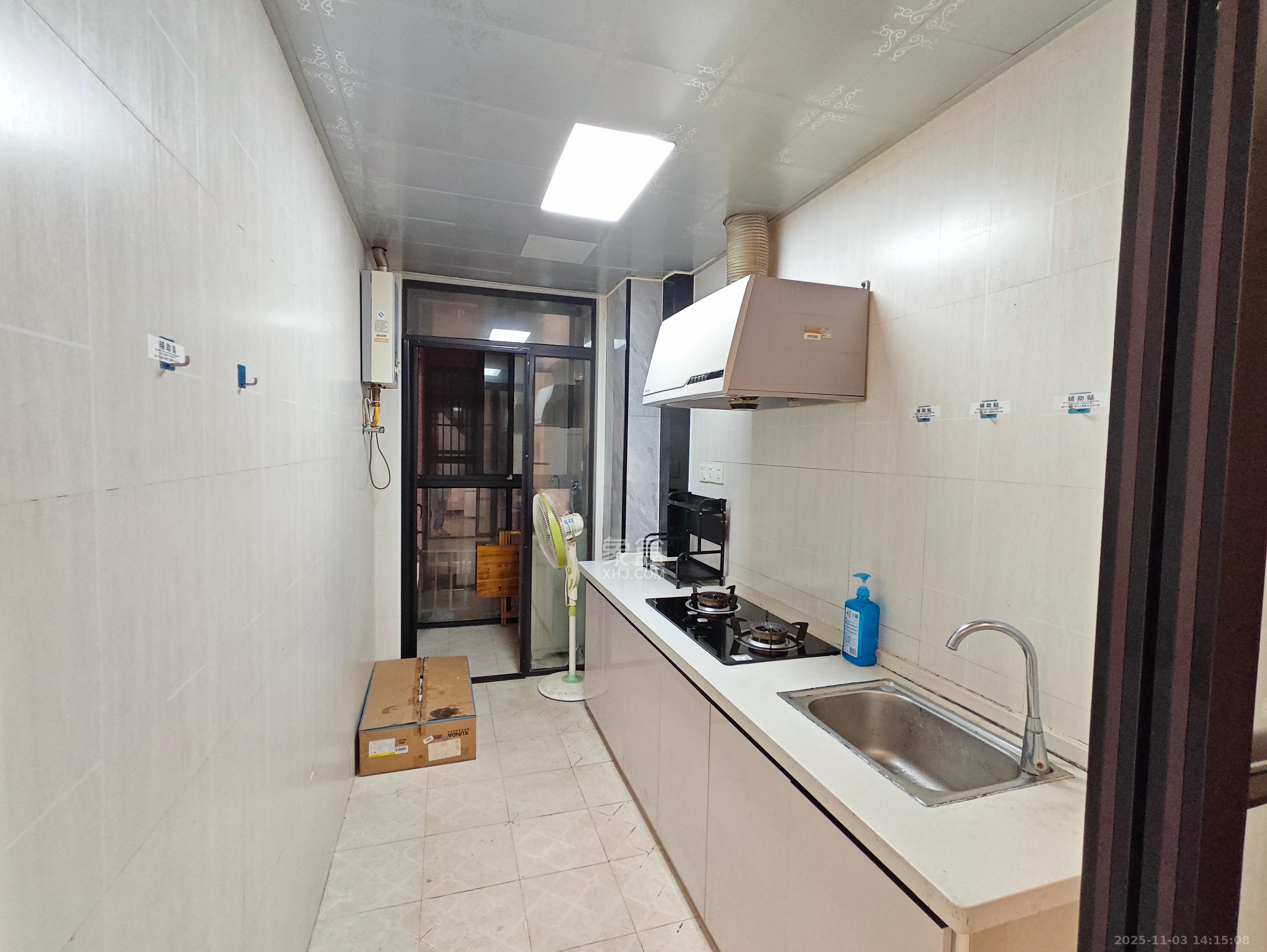 康桥长郡  2室1厅1卫    1600.0元/月室内图