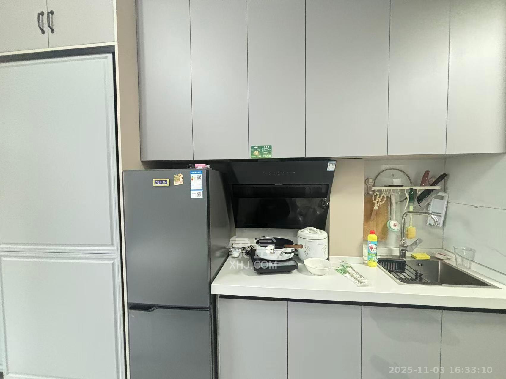 莲馨苑  1室1厅1卫    1200.0元/月室内图