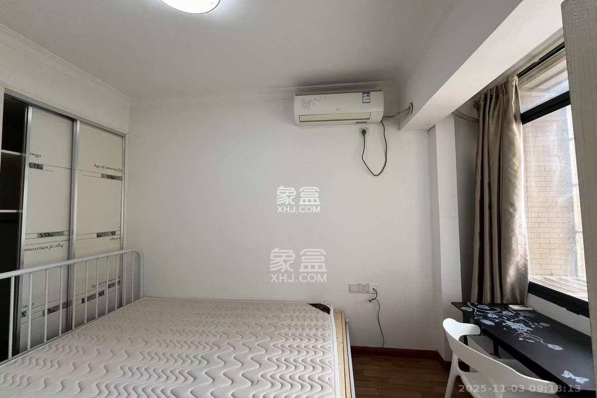 紫御江山 2室2厅1卫 2000.0元/月 紫御江山 2室2厅1卫 2000.0元/月室内图