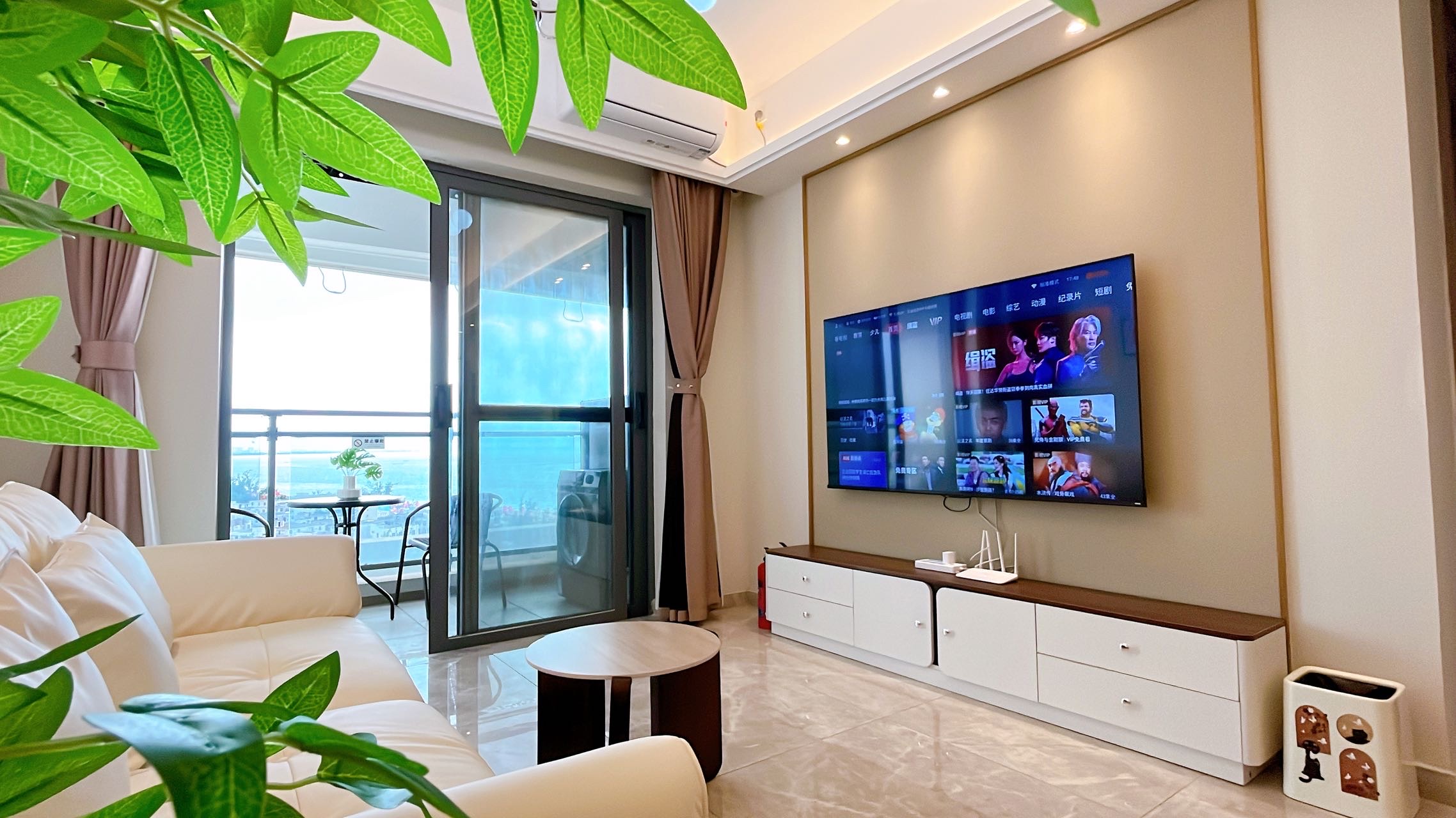 雅居乐金沙湾 3室2厅1卫 2500.0元/月 雅居乐金沙湾 3室2厅1卫 2500.0元/月室内图