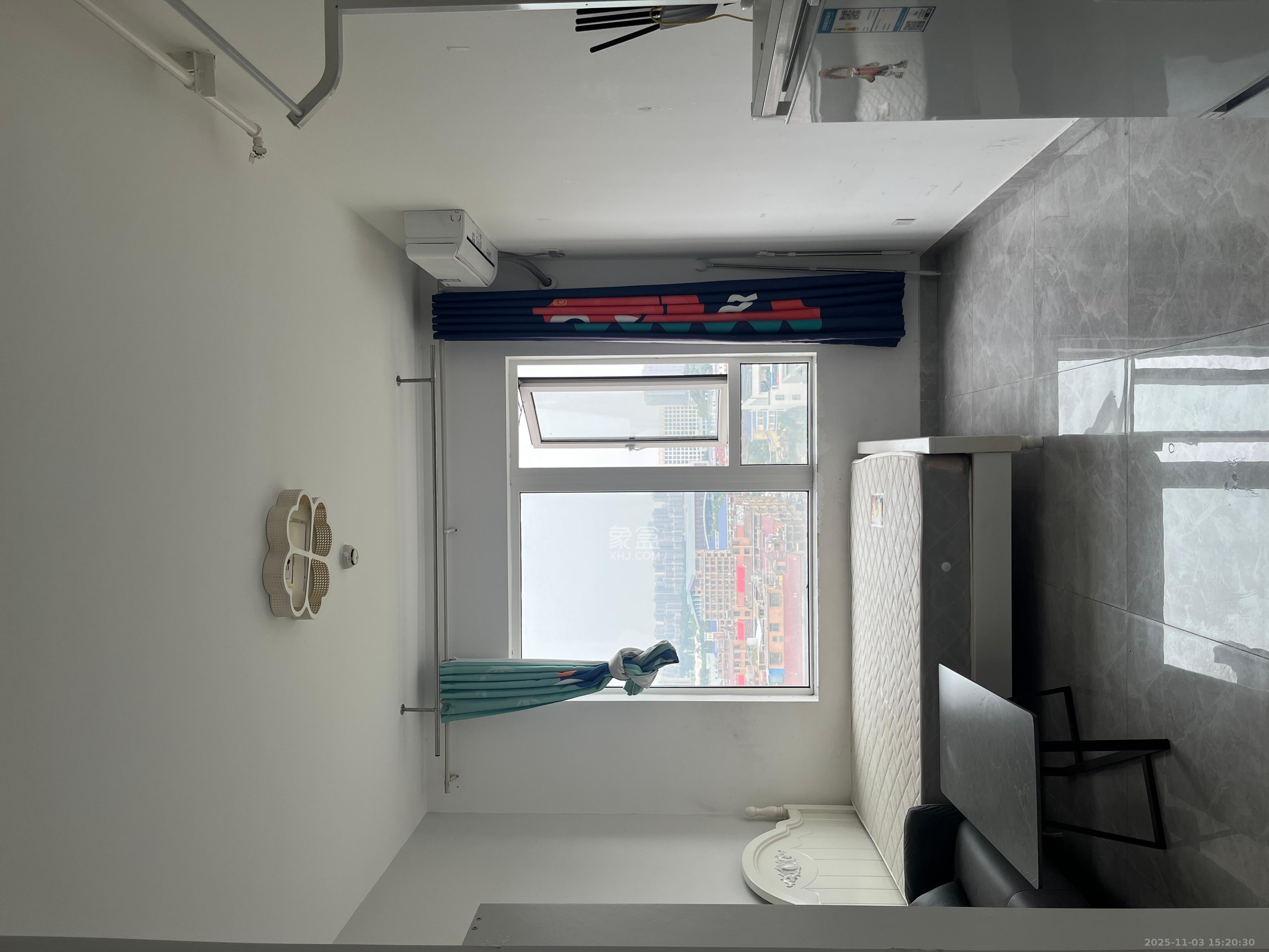 保利香槟国际  1室1厅1卫    1200.0元/月室内图