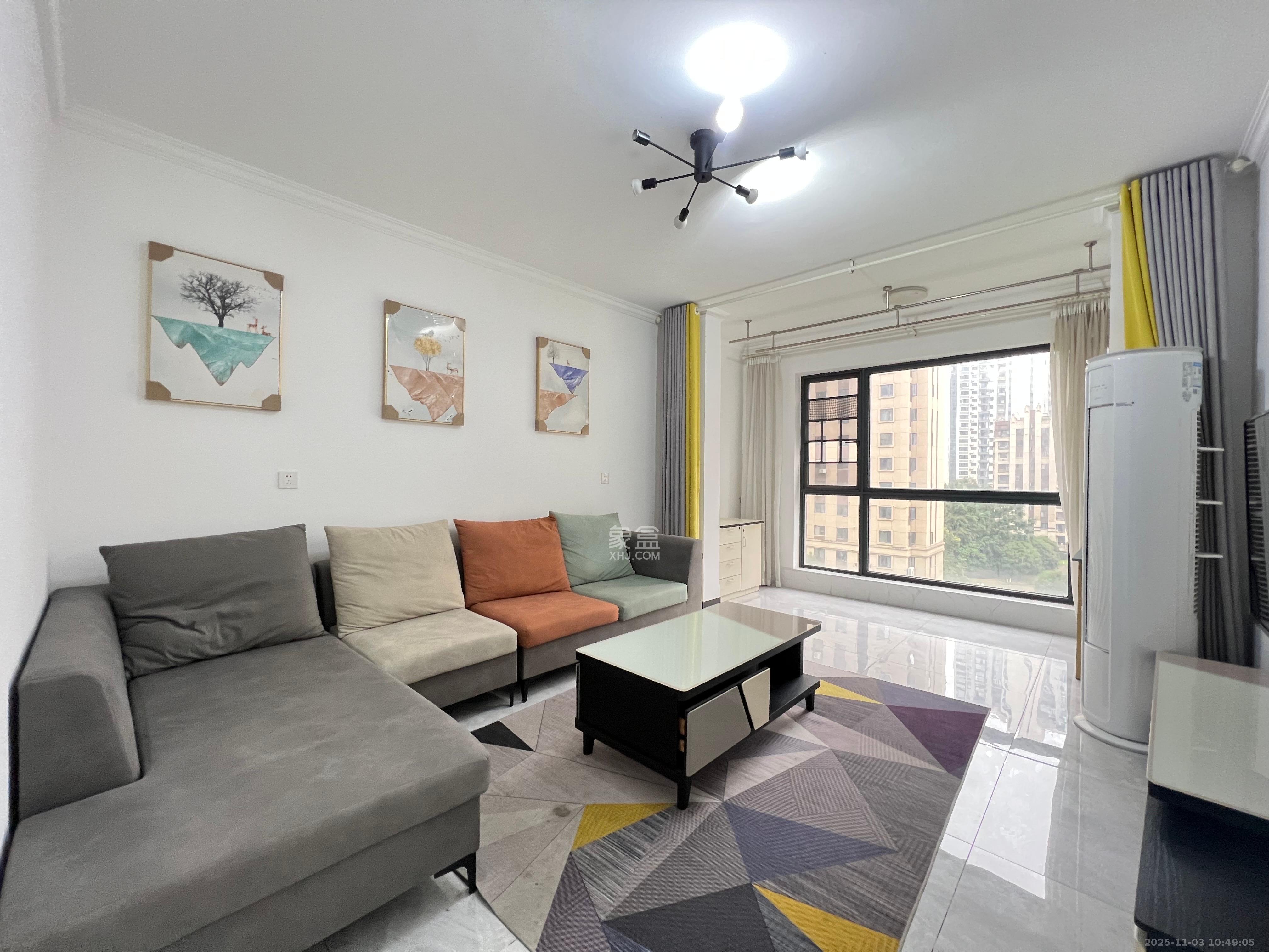 中铁西江悦一期  3室2厅2卫    2900.0元/月