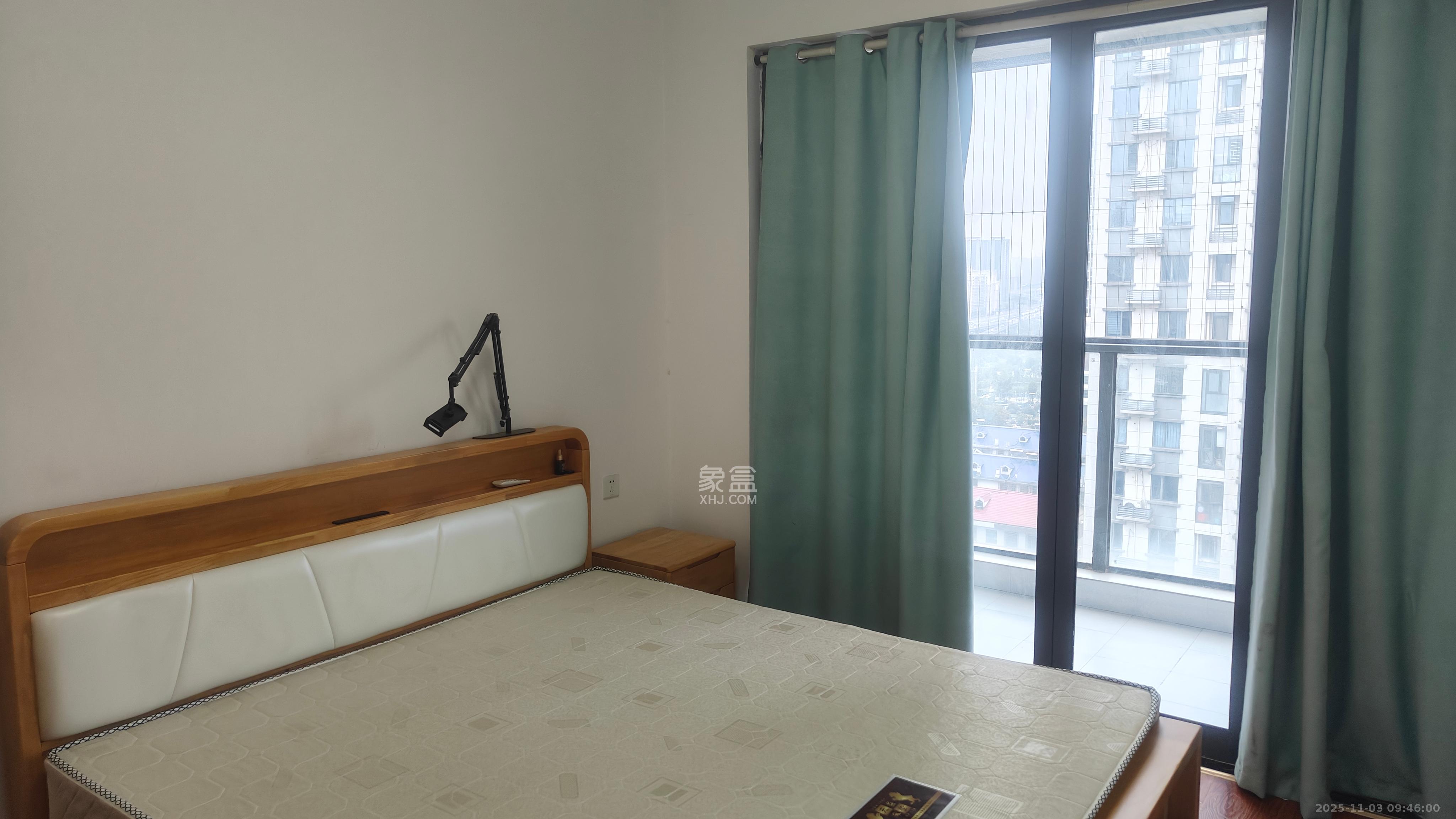 天翼花园（中国电信单位房）  2室2厅1卫    2400.0元/月室内图