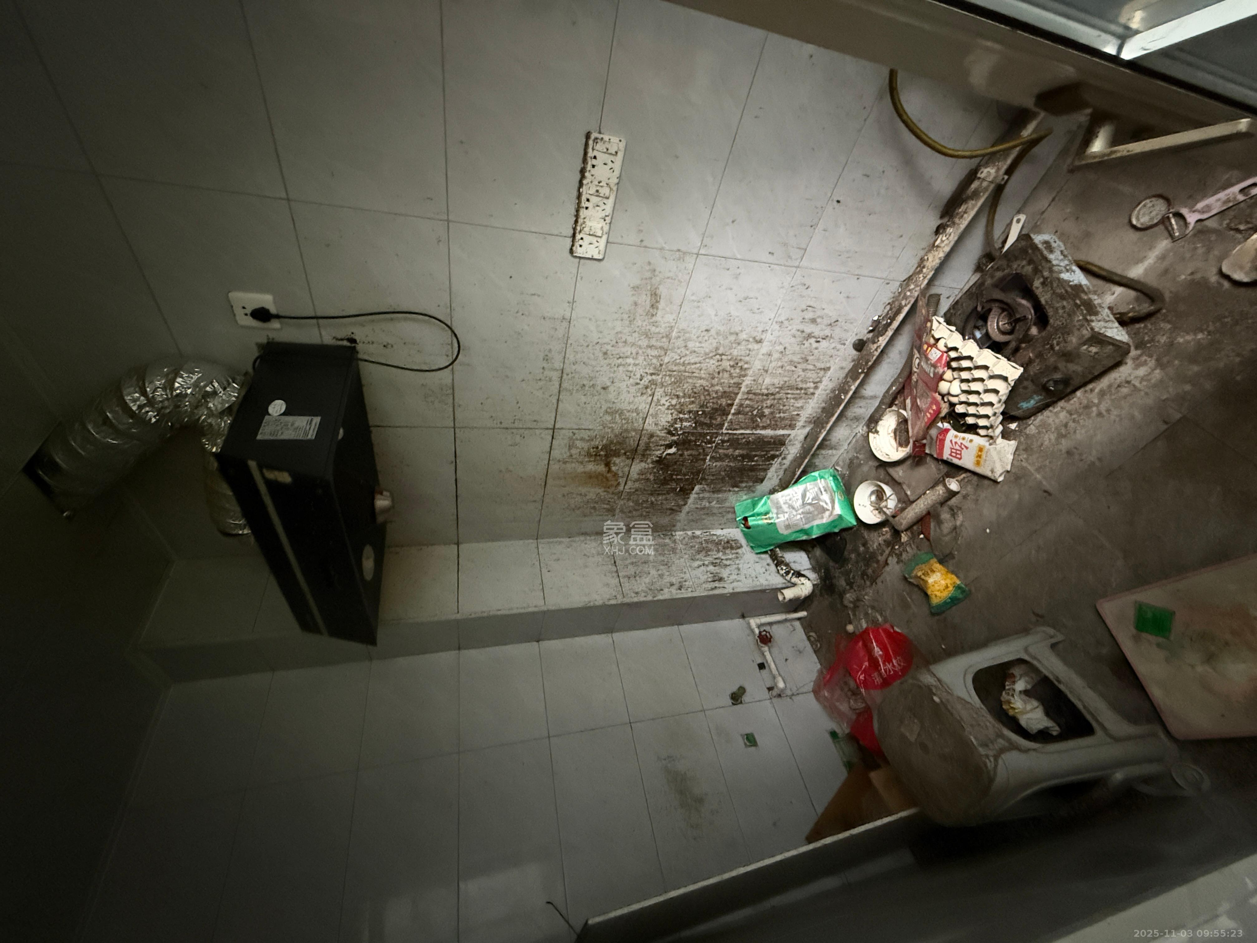 保利香槟国际  4室2厅2卫    2700.0元/月 保利香槟国际  4室2厅2卫    2700.0元/月室内图