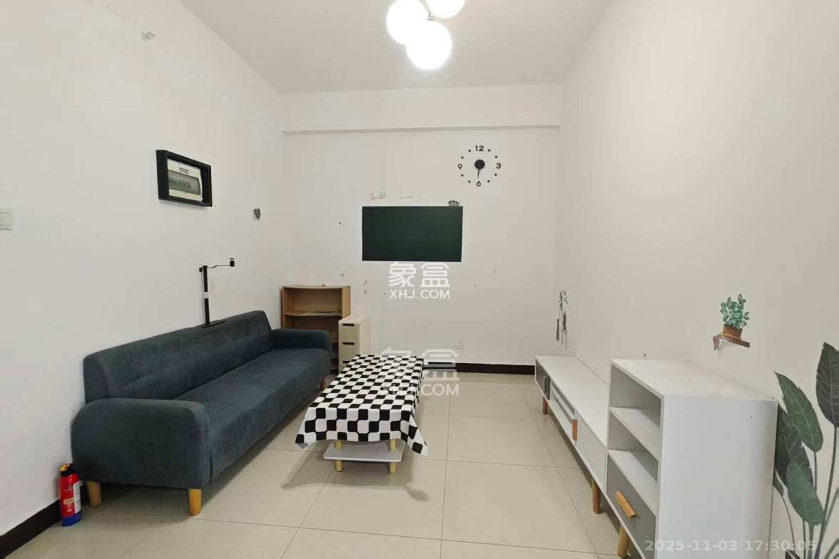 生活艺术城 1室1厅1卫 1500.0元/月 生活艺术城 1室1厅1卫 1500.0元/月室内图