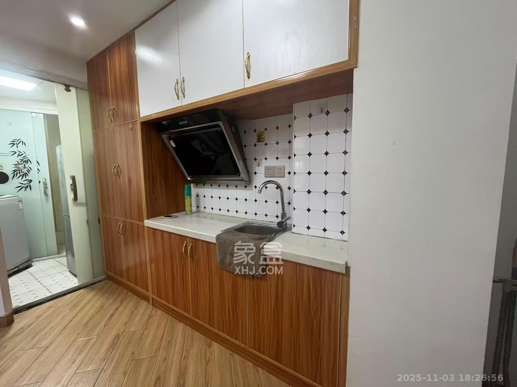 当代滨江MOMA  1室1厅1卫    1300.0元/月室内图