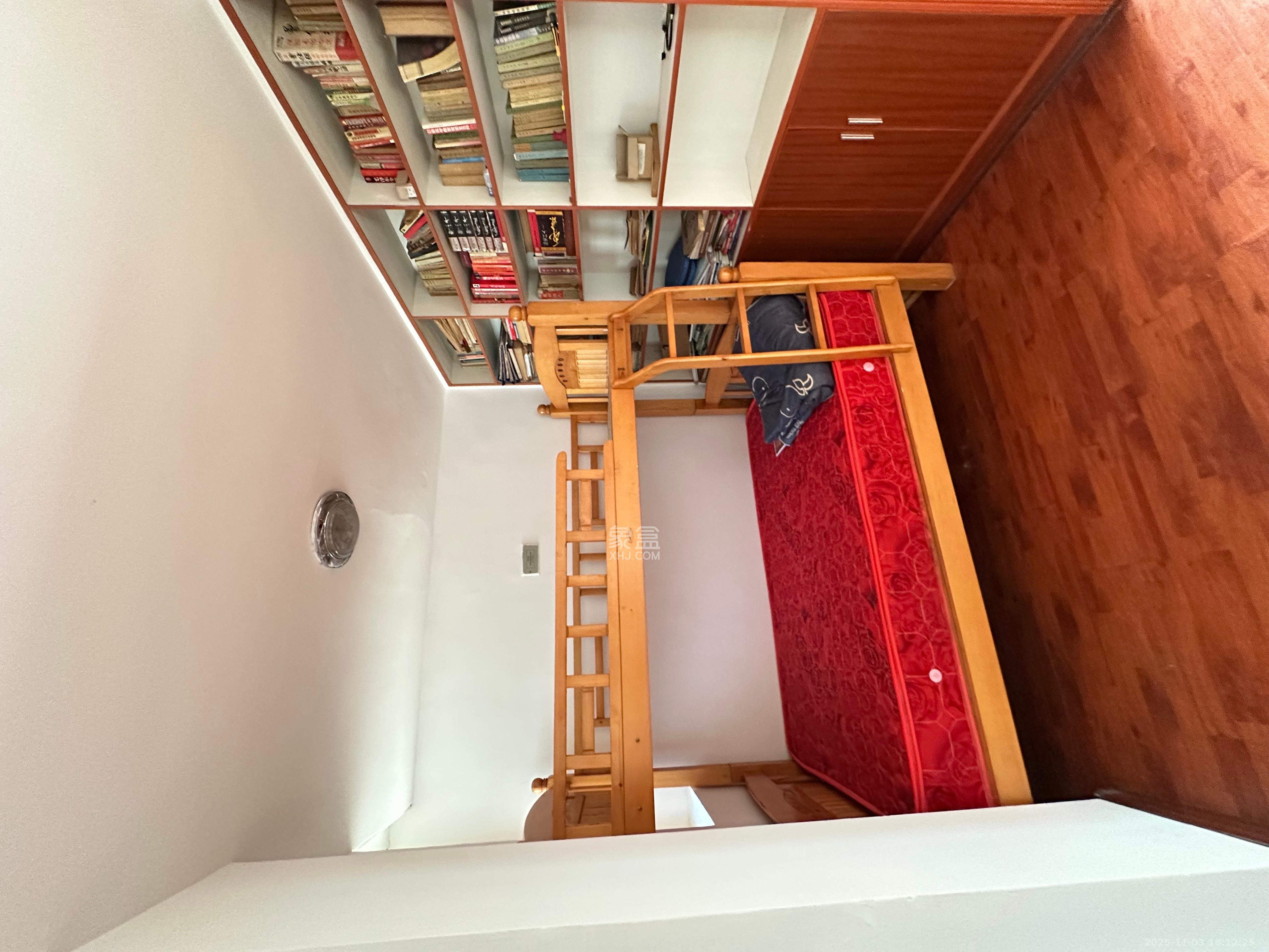 银港佳园 3室2厅2卫 1600.0元/月 银港佳园 3室2厅2卫 1600.0元/月室内图