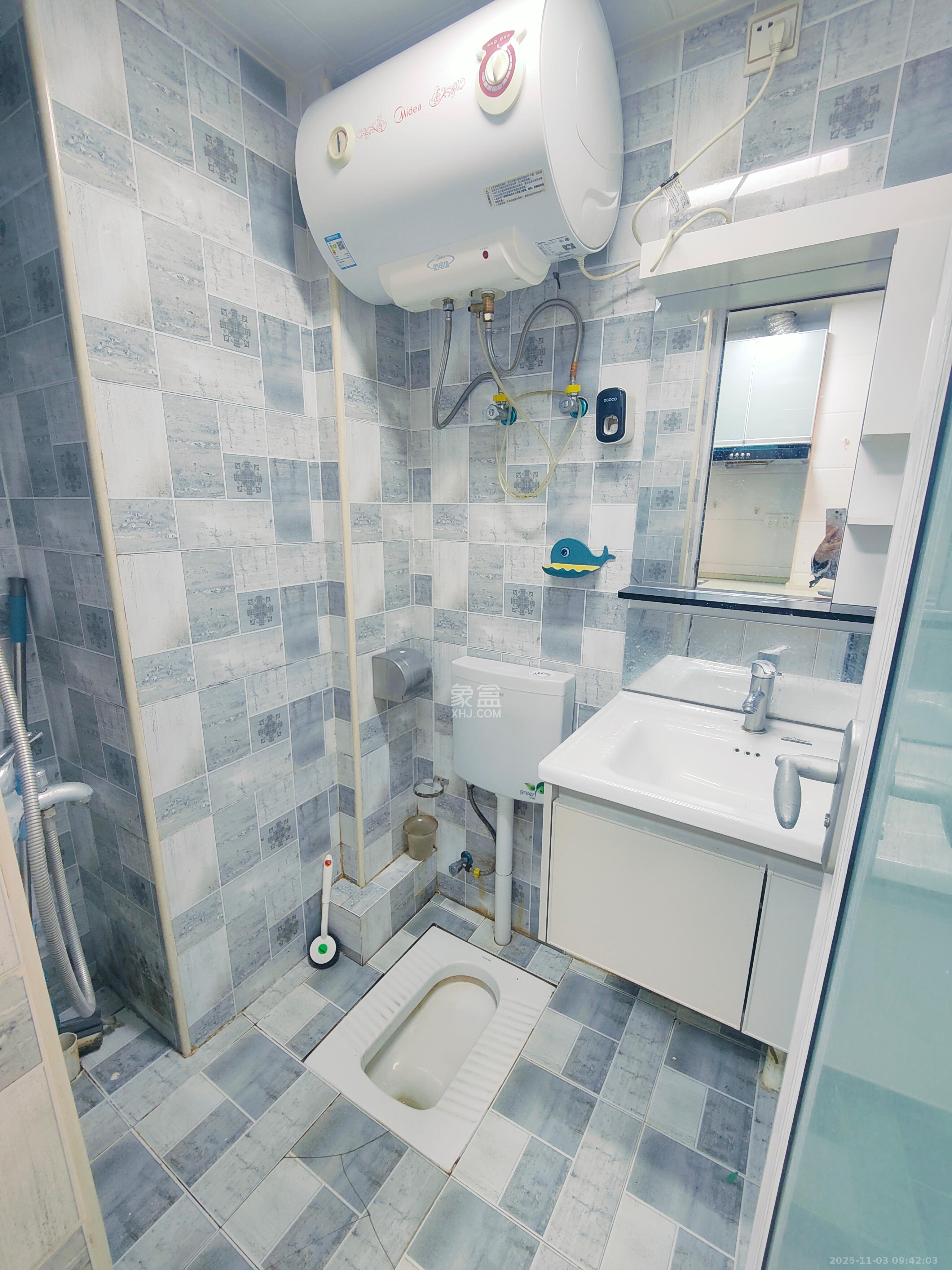 中建芙蓉嘉苑  1室1厅1卫    1100.0元/月室内图