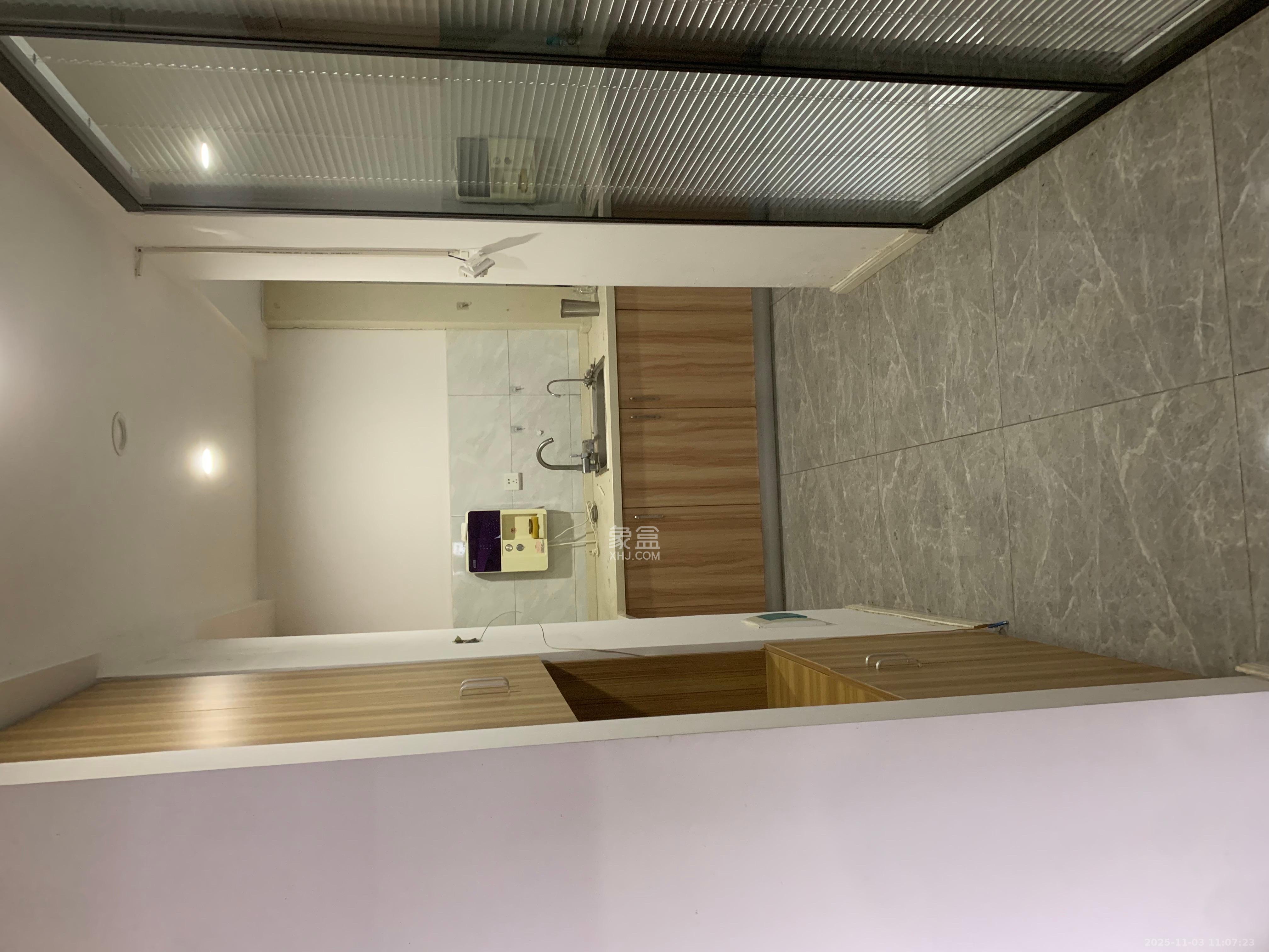 东怡外国（南湖一号)   62.11㎡      6000.0元/月室内图