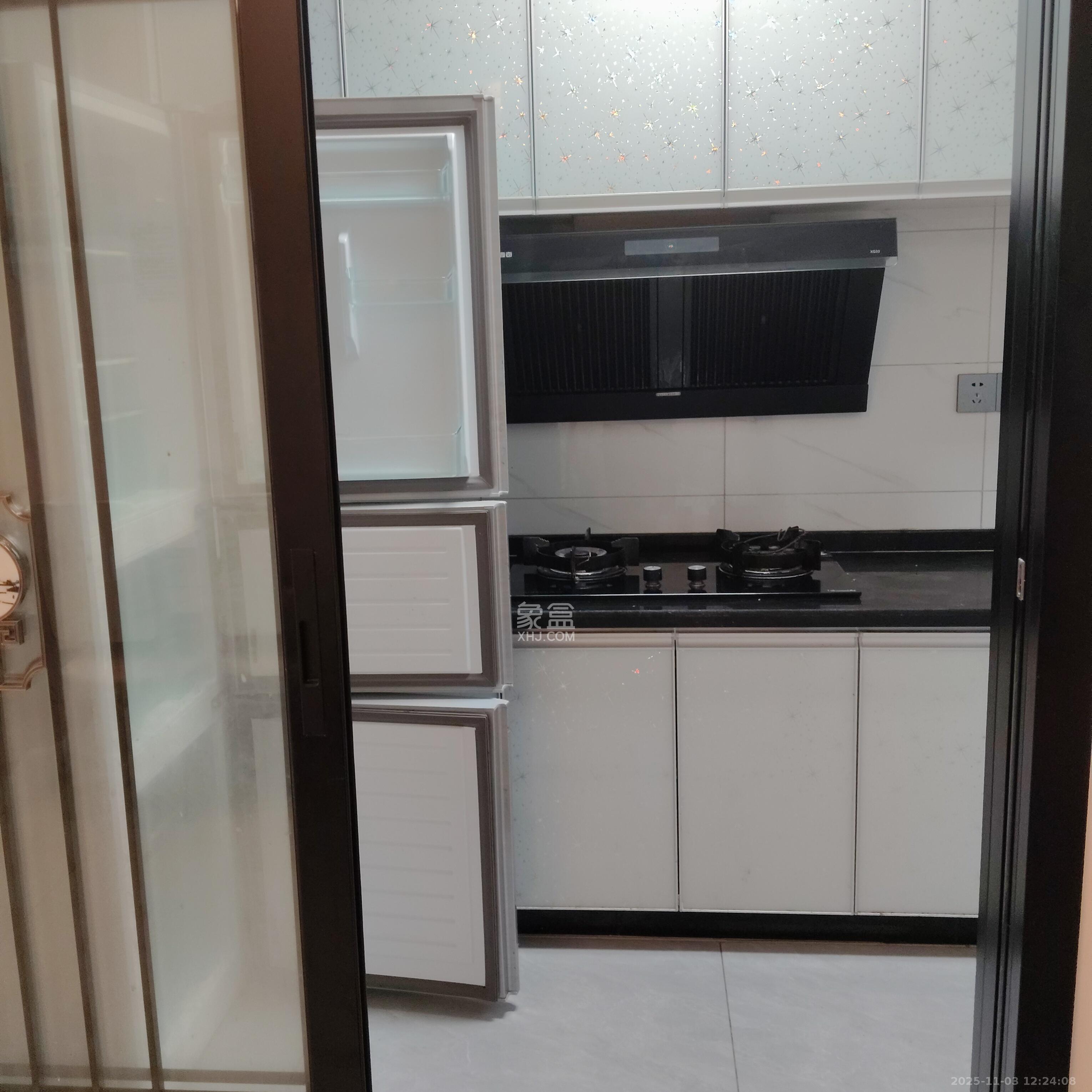 和润园三期  3室1厅1卫    2300.0元/月室内图