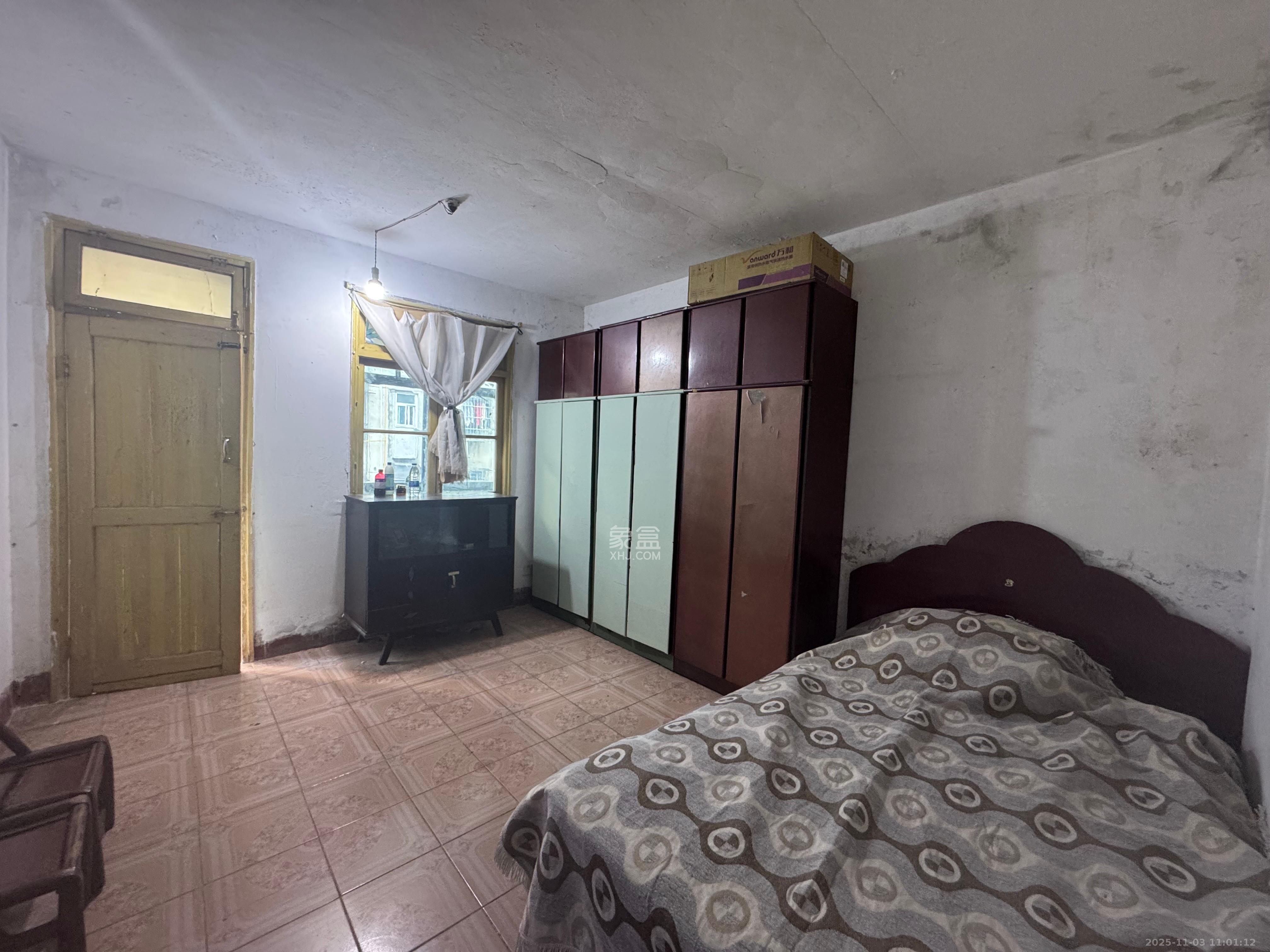 东风路新二村 2室1厅1卫 1100.0元/月 东风路新二村 2室1厅1卫 1100.0元/月室内图