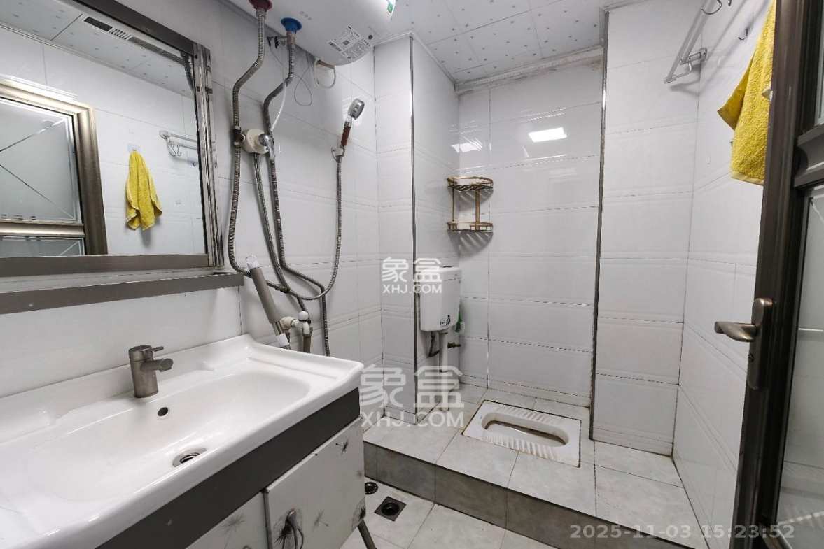 达美D6区 1室1厅2卫 1400.0元/月 达美D6区 1室1厅2卫 1400.0元/月室内图