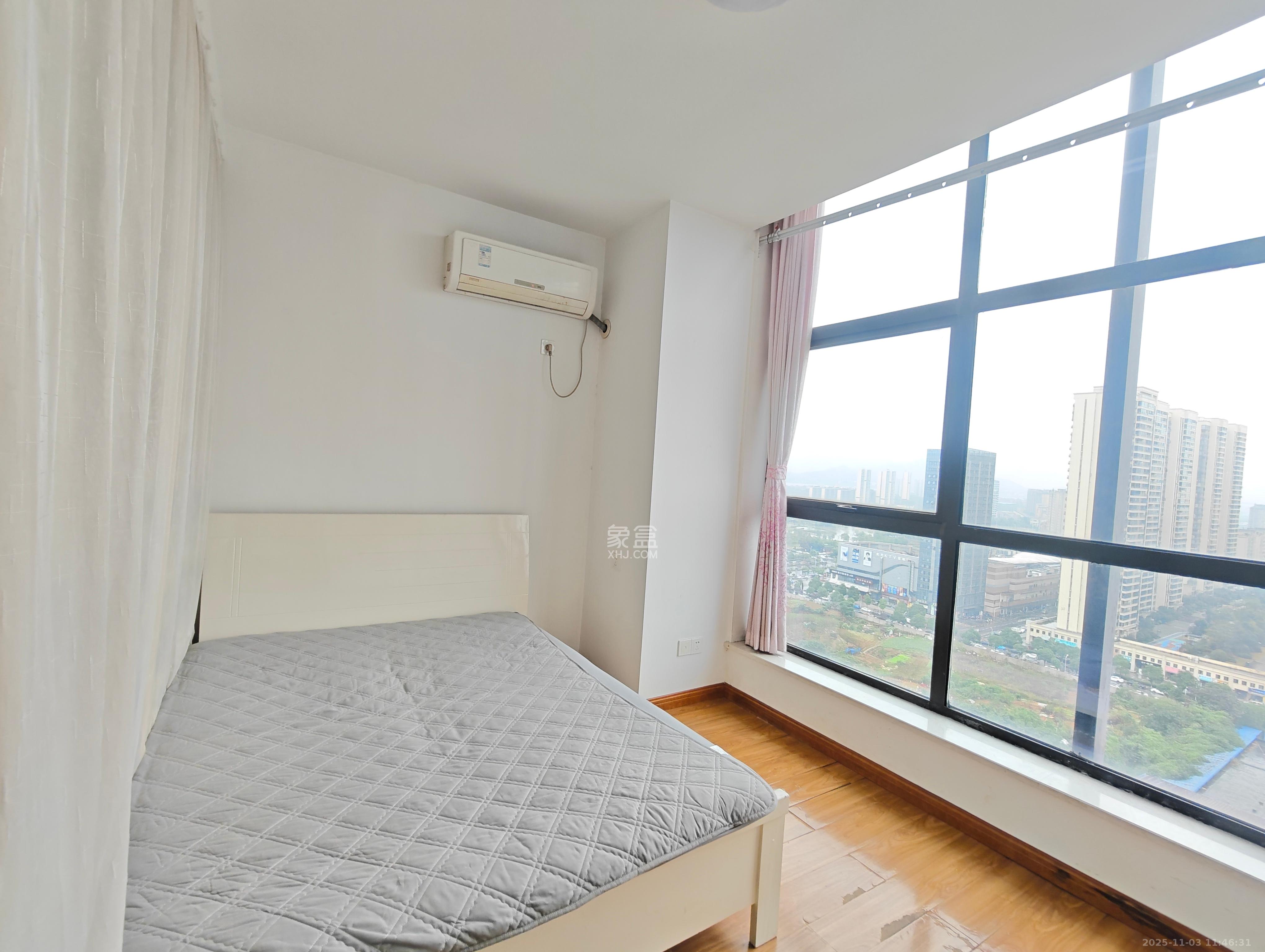 西湖星城公馆  1室1厅1卫    1000.0元/月室内图