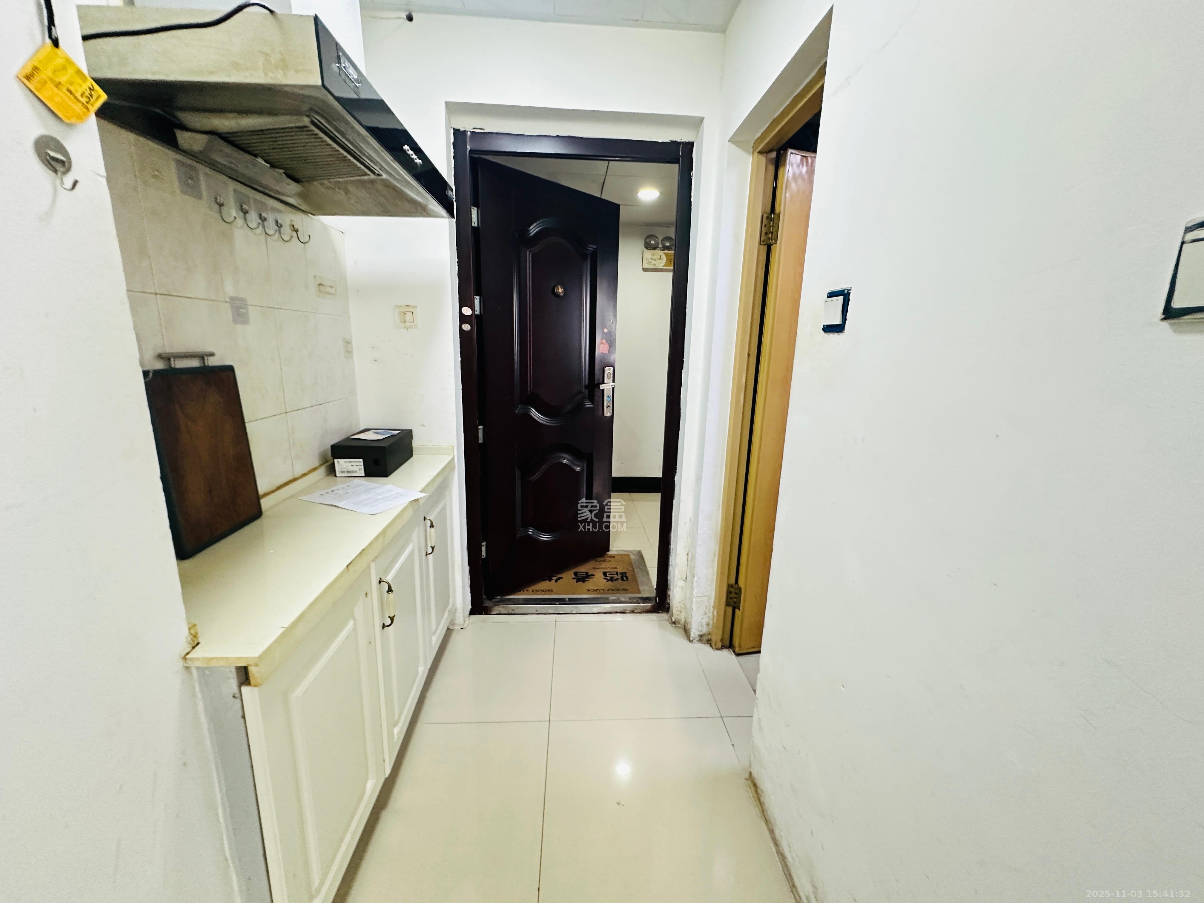 和府  1室1厅1卫    1350.0元/月室内图