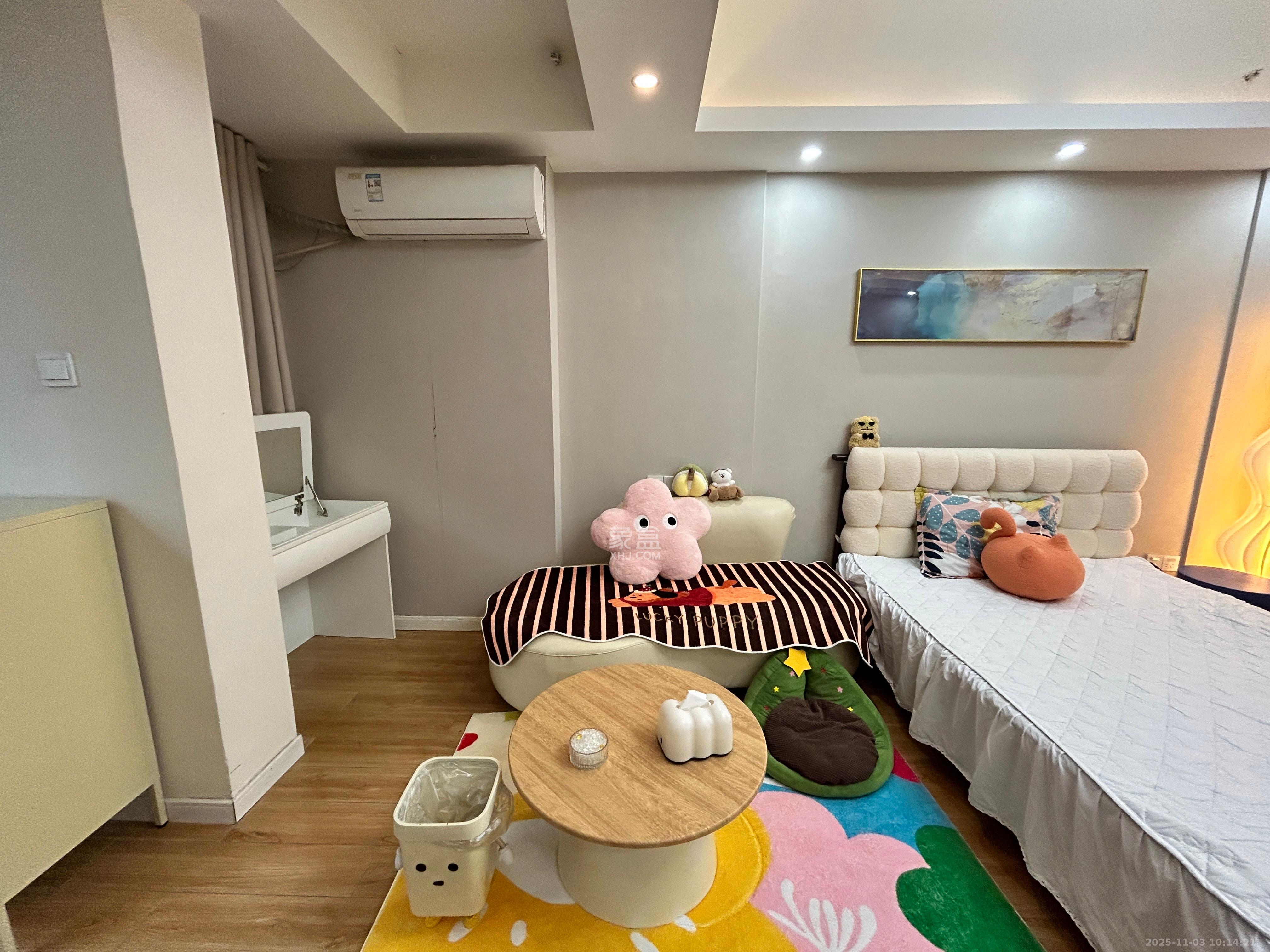 北辰三角洲E4区 1室1厅1卫 1900.0元/月 北辰三角洲E4区 1室1厅1卫 1900.0元/月室内图