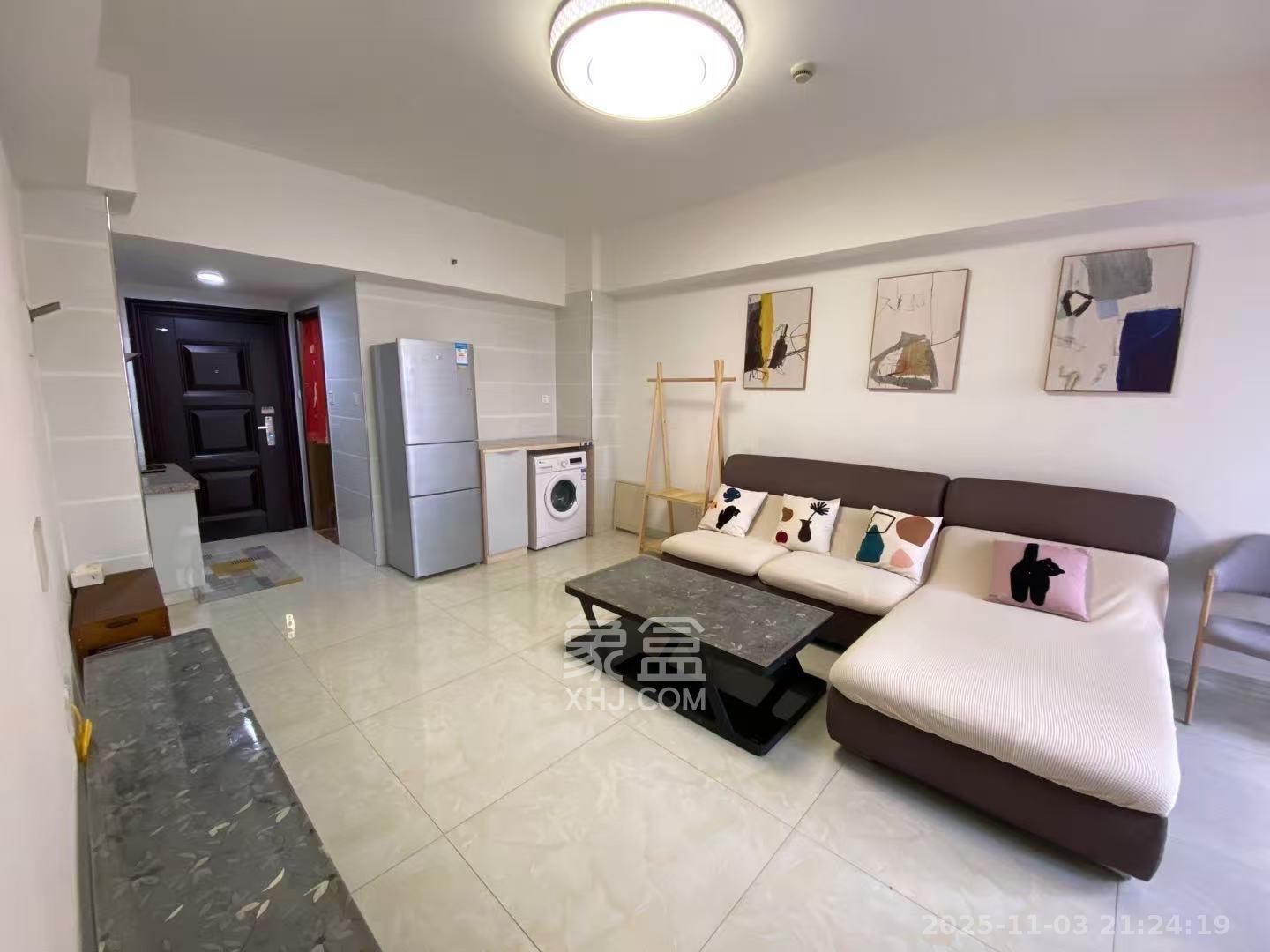 英郡年华 1室1厅1卫 1700.0元/月 英郡年华 1室1厅1卫 1700.0元/月室内图