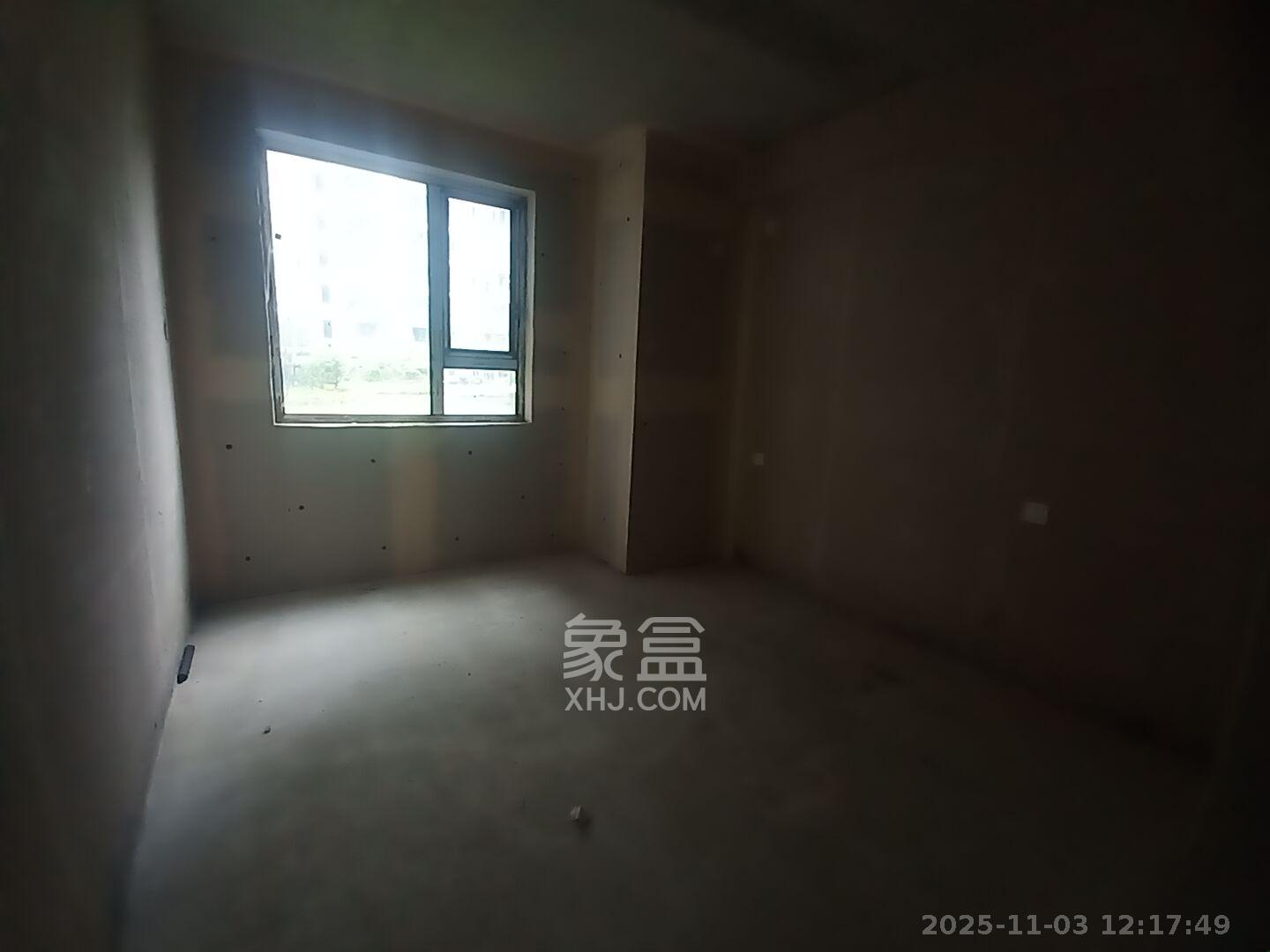 谷山景苑  4室2厅2卫    4000.0元/月室内图