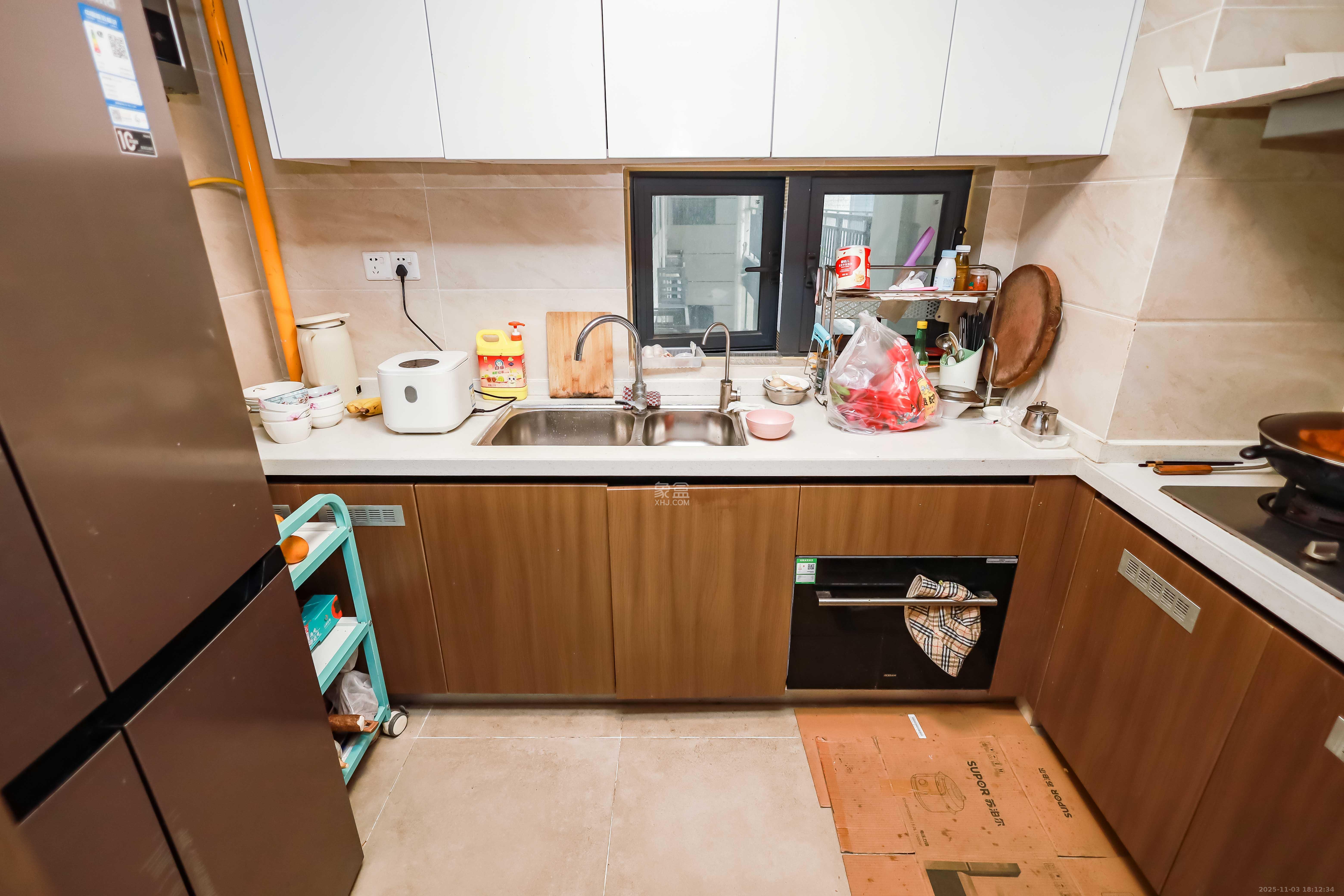 保利恒伟时光印象  4室2厅2卫    118.0万厨房