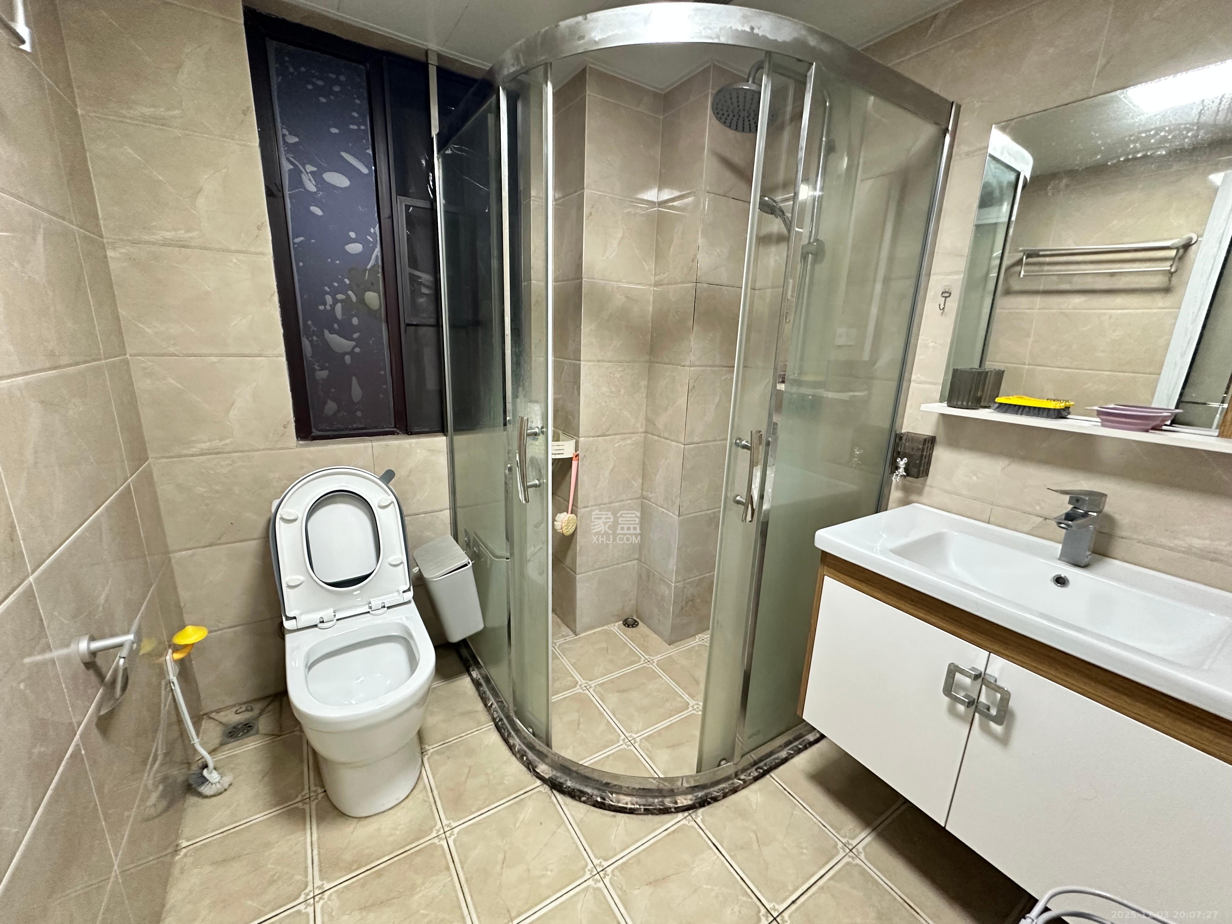 尚鑫海悦（新长海尚海城）  4室2厅2卫    2700.0元/月室内图