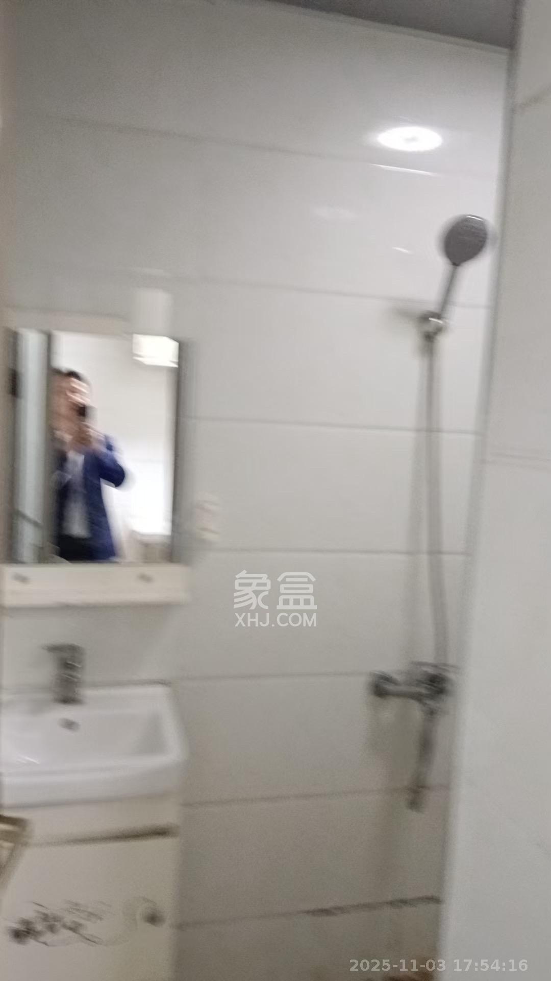 天心物业  2室1厅1卫    1750.0元/月室内图