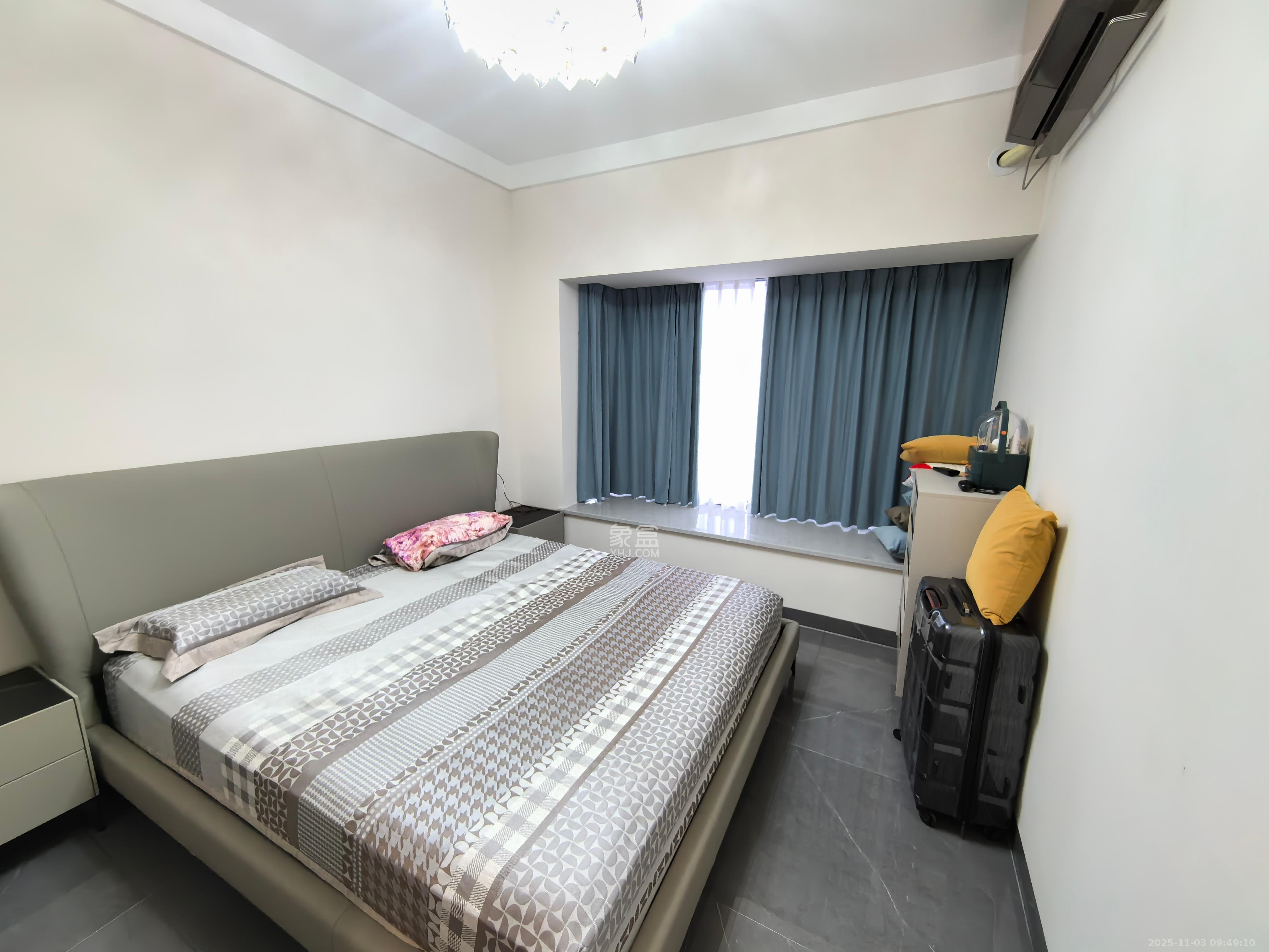 恒大绿洲  2室2厅1卫    3200.0元/月室内图