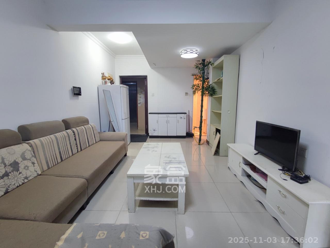 阿普阿布  2室1厅1卫    1700.0元/月室内图