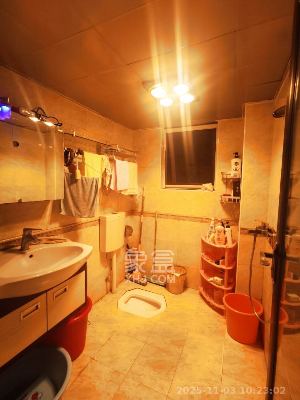 嘉华城(一期) 2室2厅1卫 2000.0元/月 嘉华城(一期) 2室2厅1卫 2000.0元/月室内图