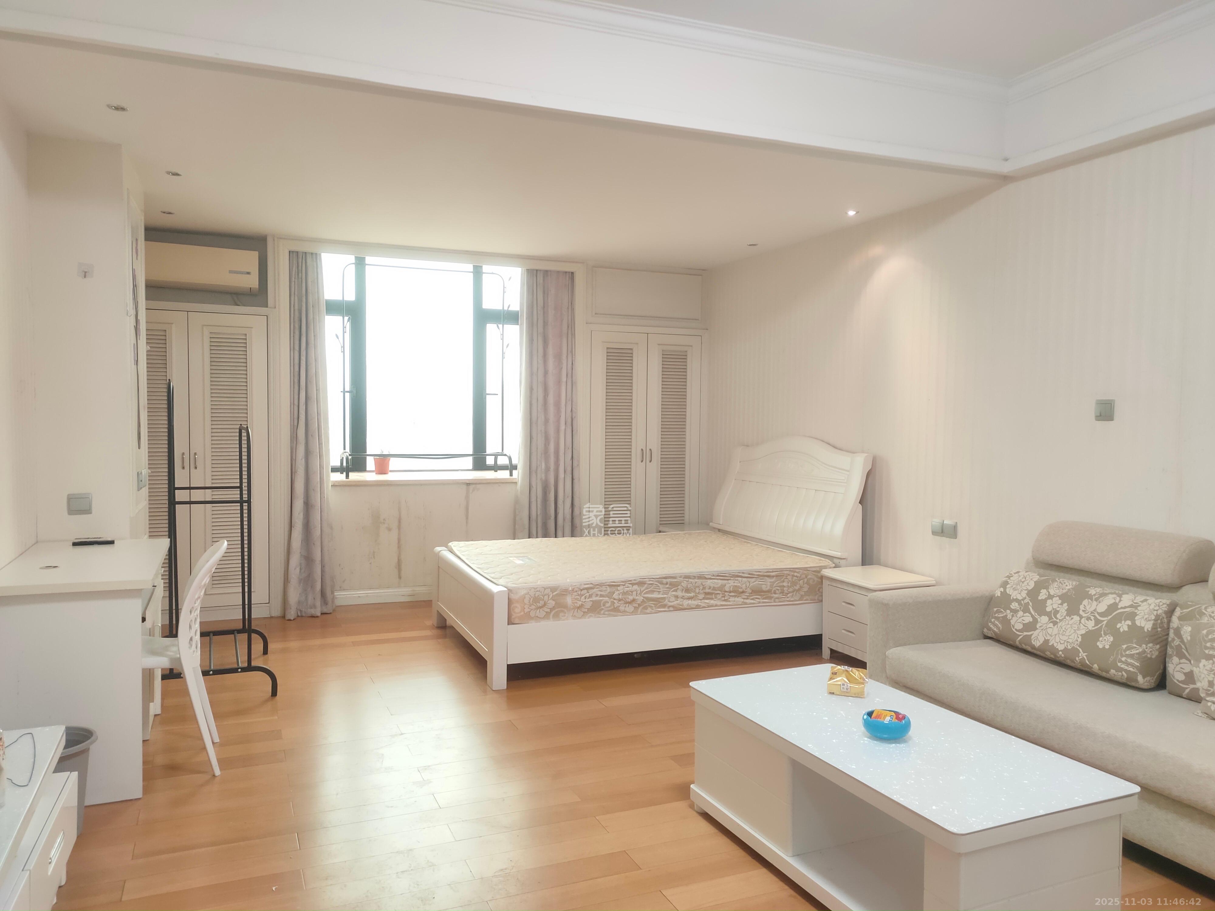 沁园春御院  1室1厅1卫    1800.0元/月室内图