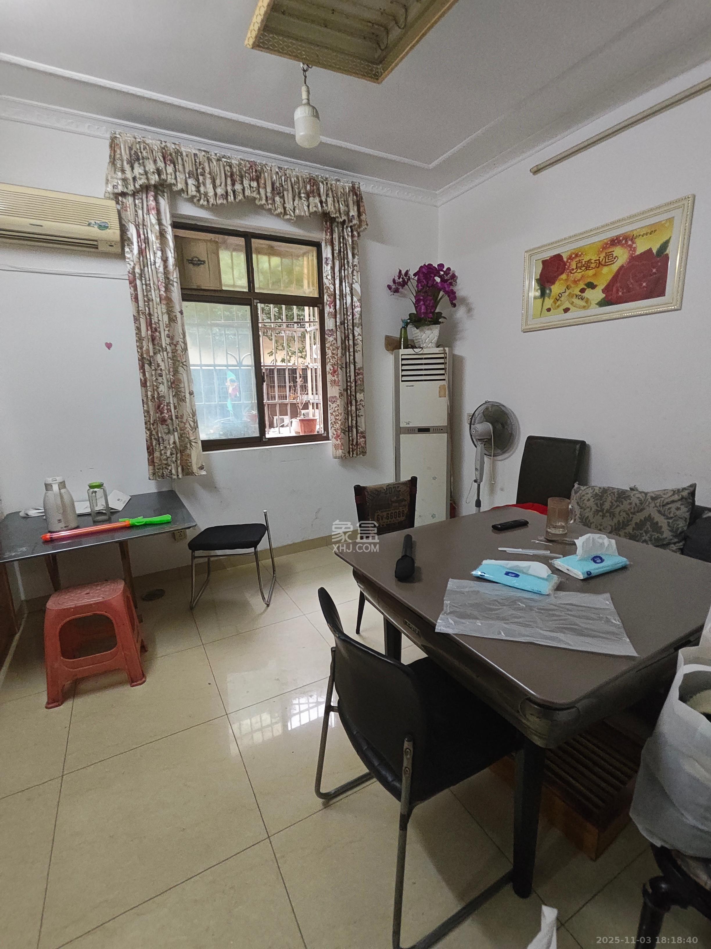 朝阳一、二村  2室1厅1卫    2200.0元/月室内图