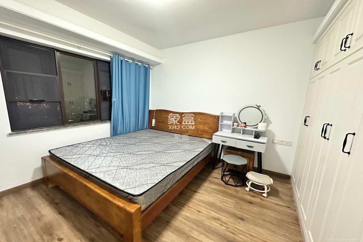 尚鑫海悦(新长海尚海城) 4室2厅2卫 2700.0元/月 尚鑫海悦(新长海尚海城) 4室2厅2卫 2700.0元/月室内图